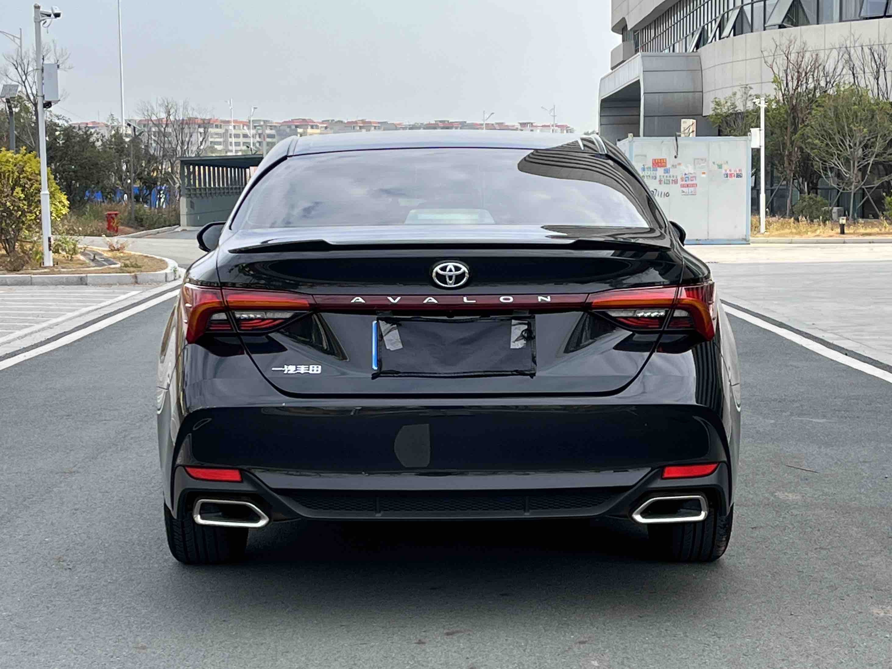 Toyota Avalon 2022 car image #8