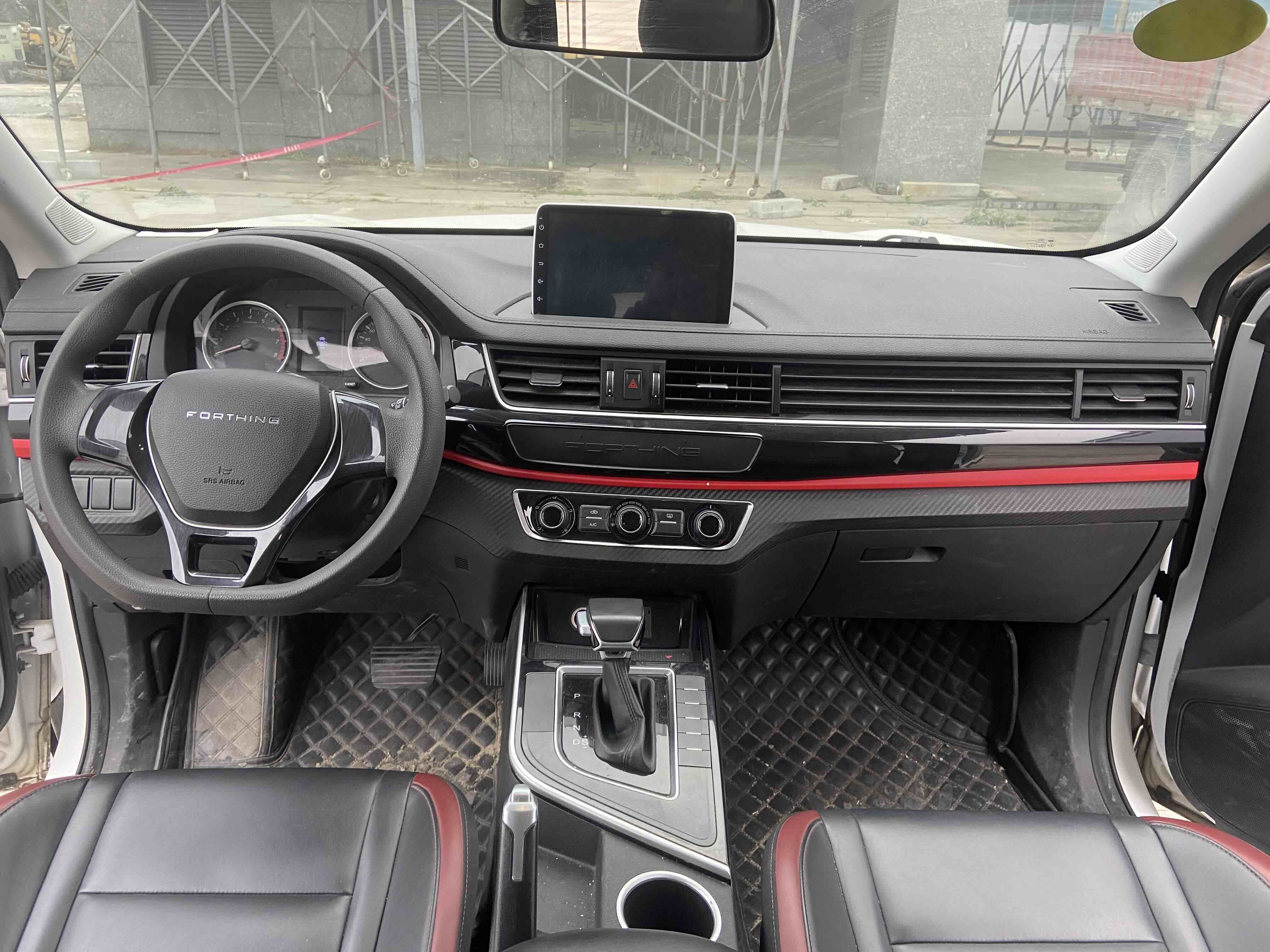 T5 2022 #8 T5 2022 car image #8