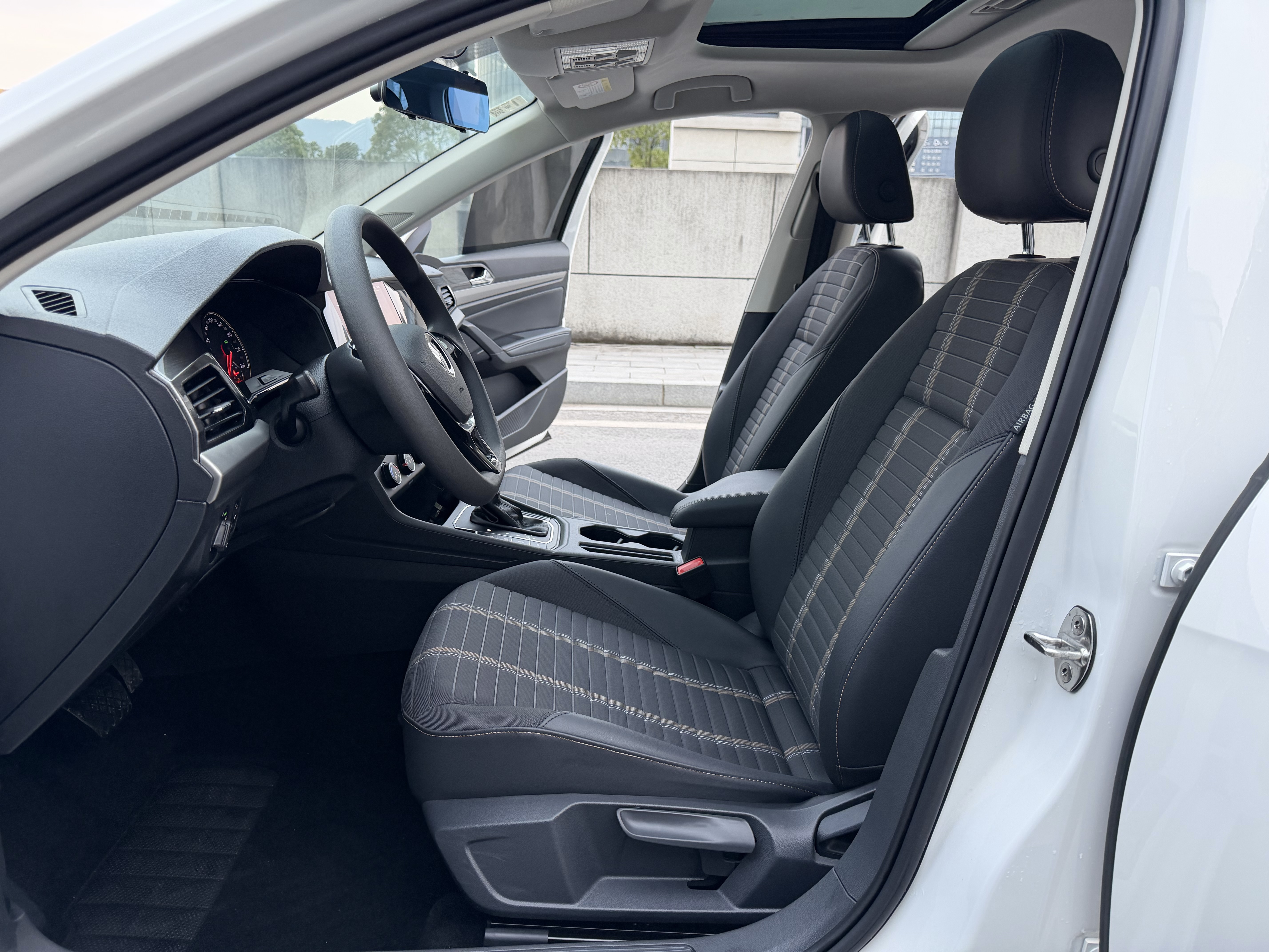 Volkswagen Lavida 2021 car image #8