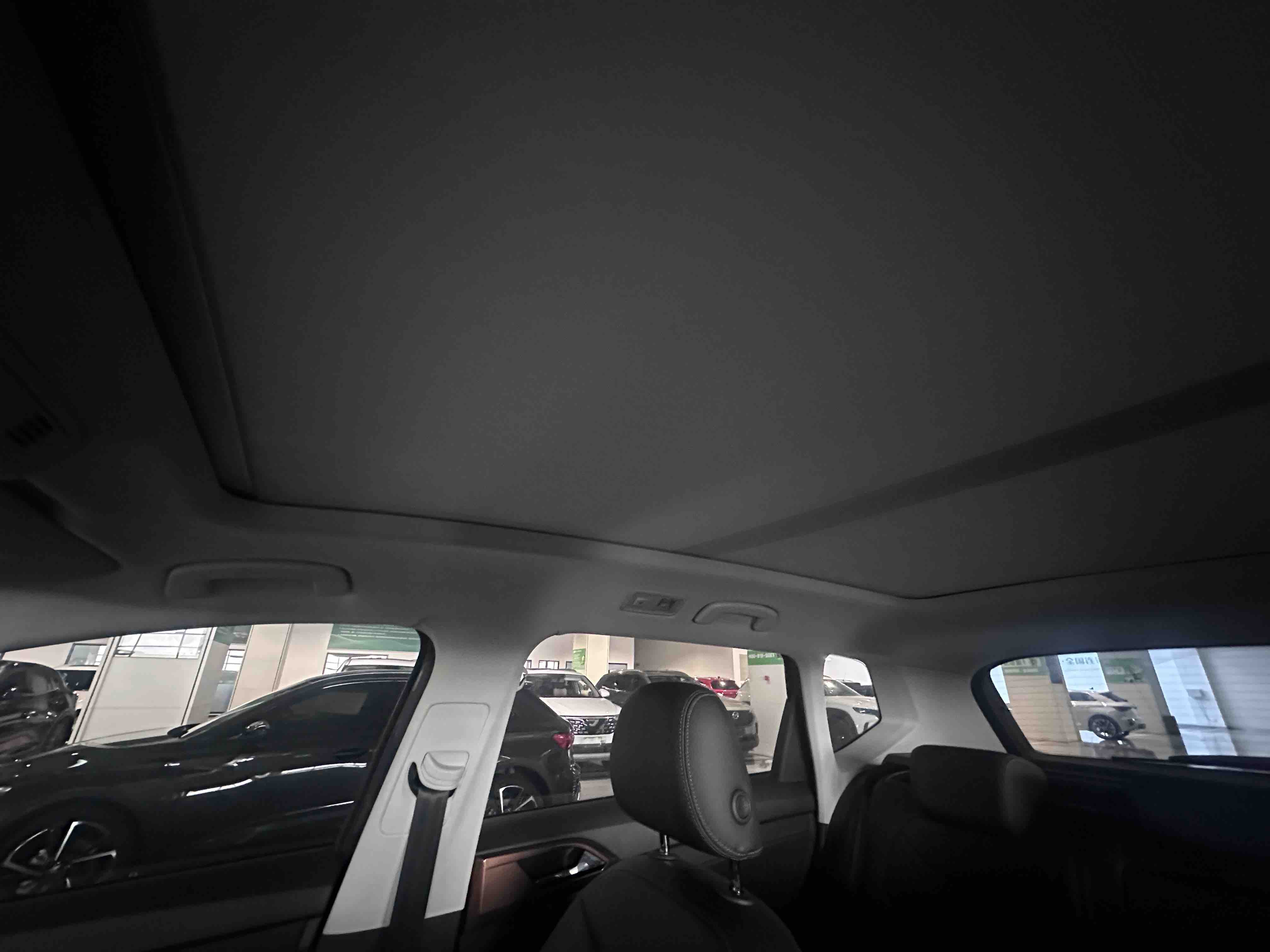 Volkswagen Tharu 2021 immagine di auto #8