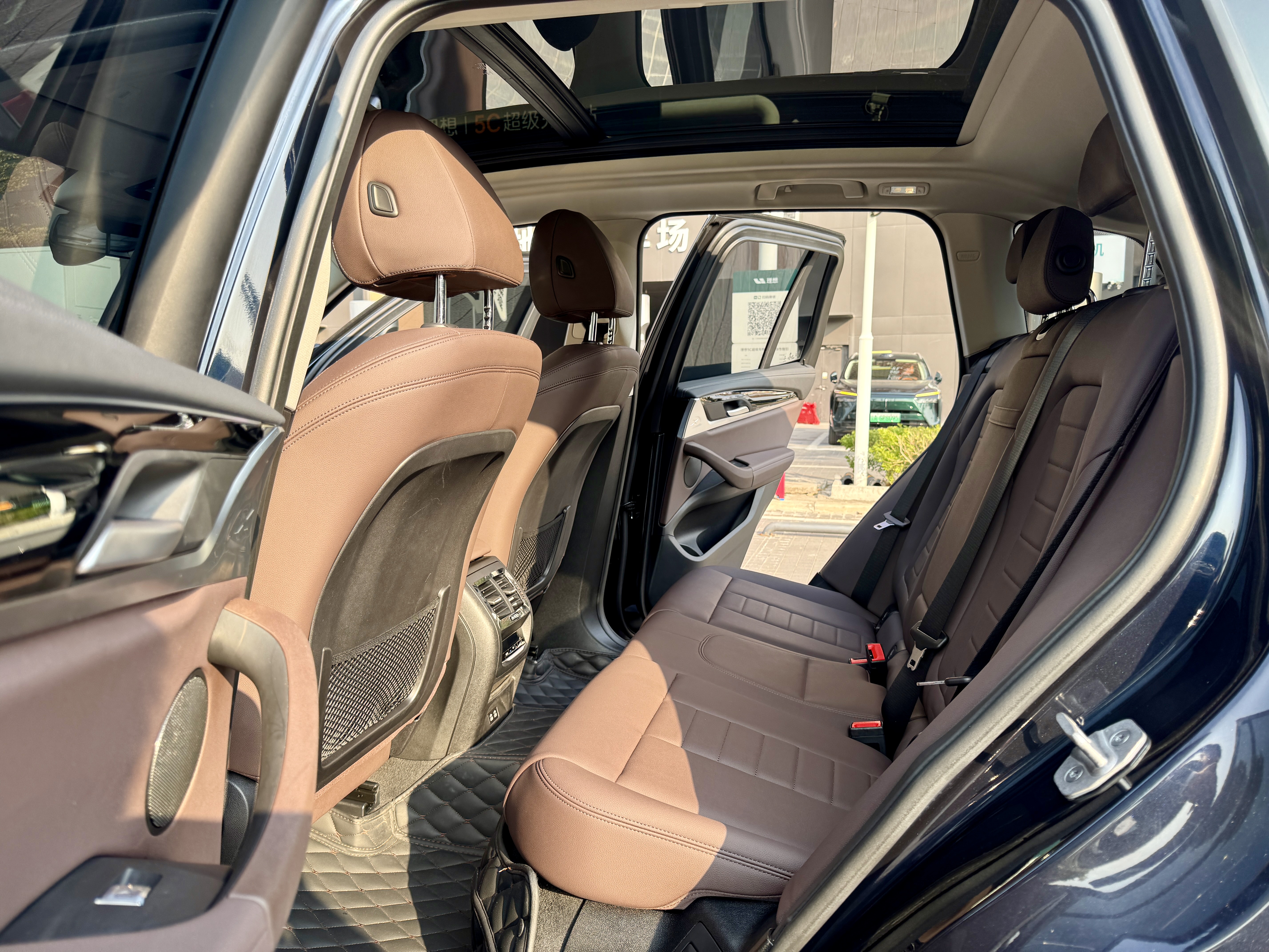 BMW X3 2021 car image #8