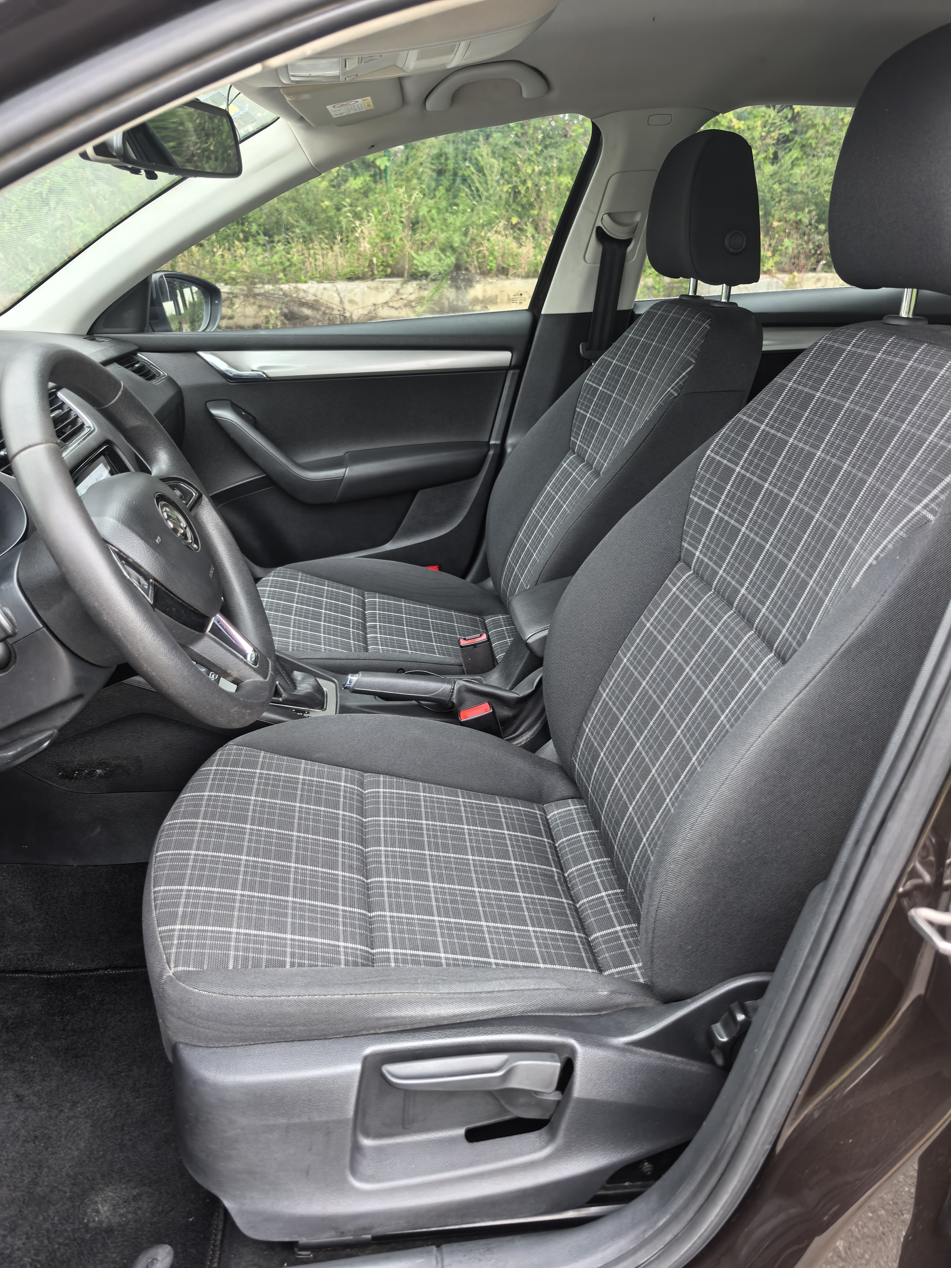 Skoda Octavia 2020 car image #8