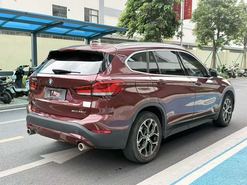 BMW X1 2021 car image #8