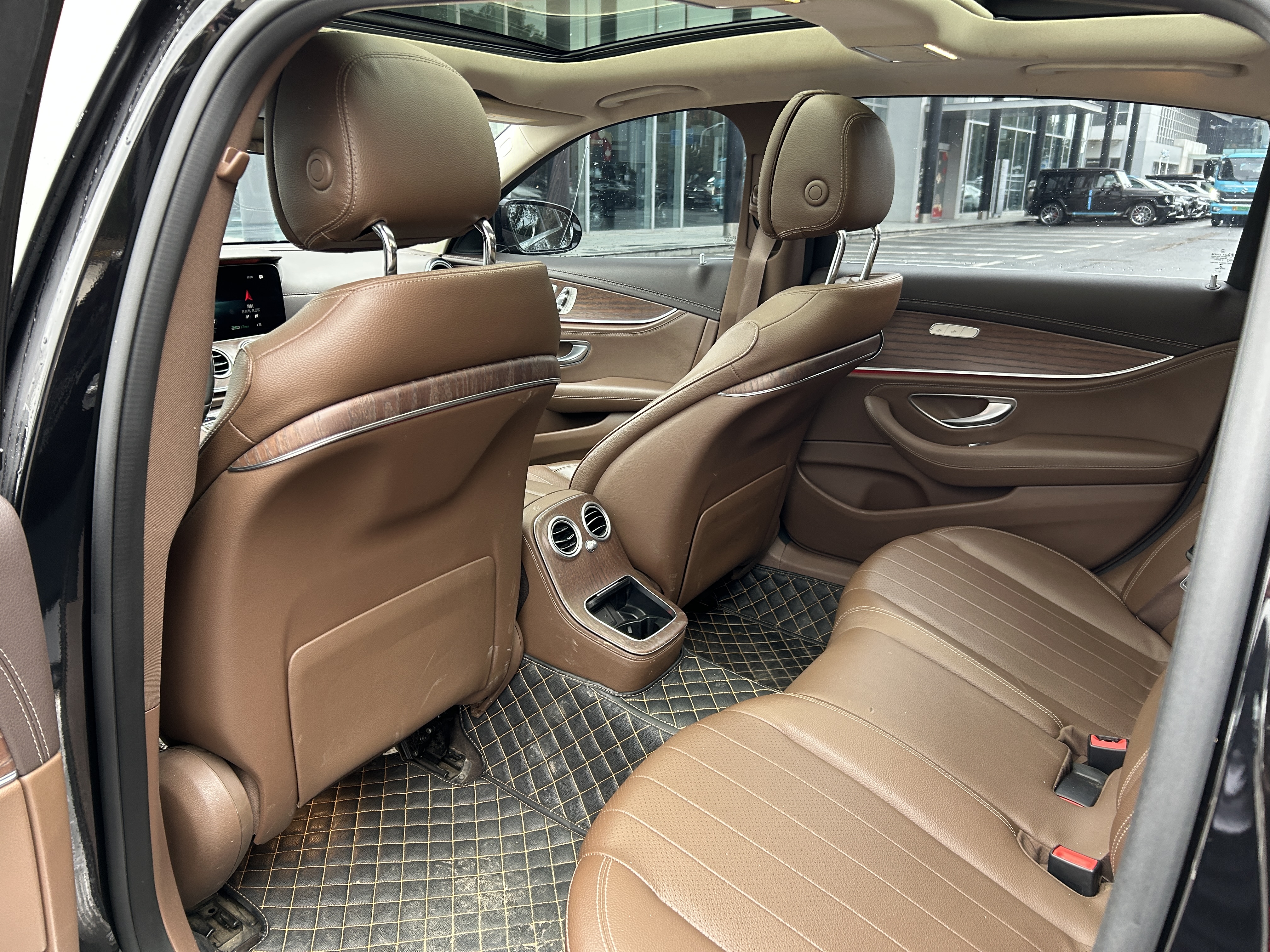 Mercedes-Benz E Class 2021 car image #8