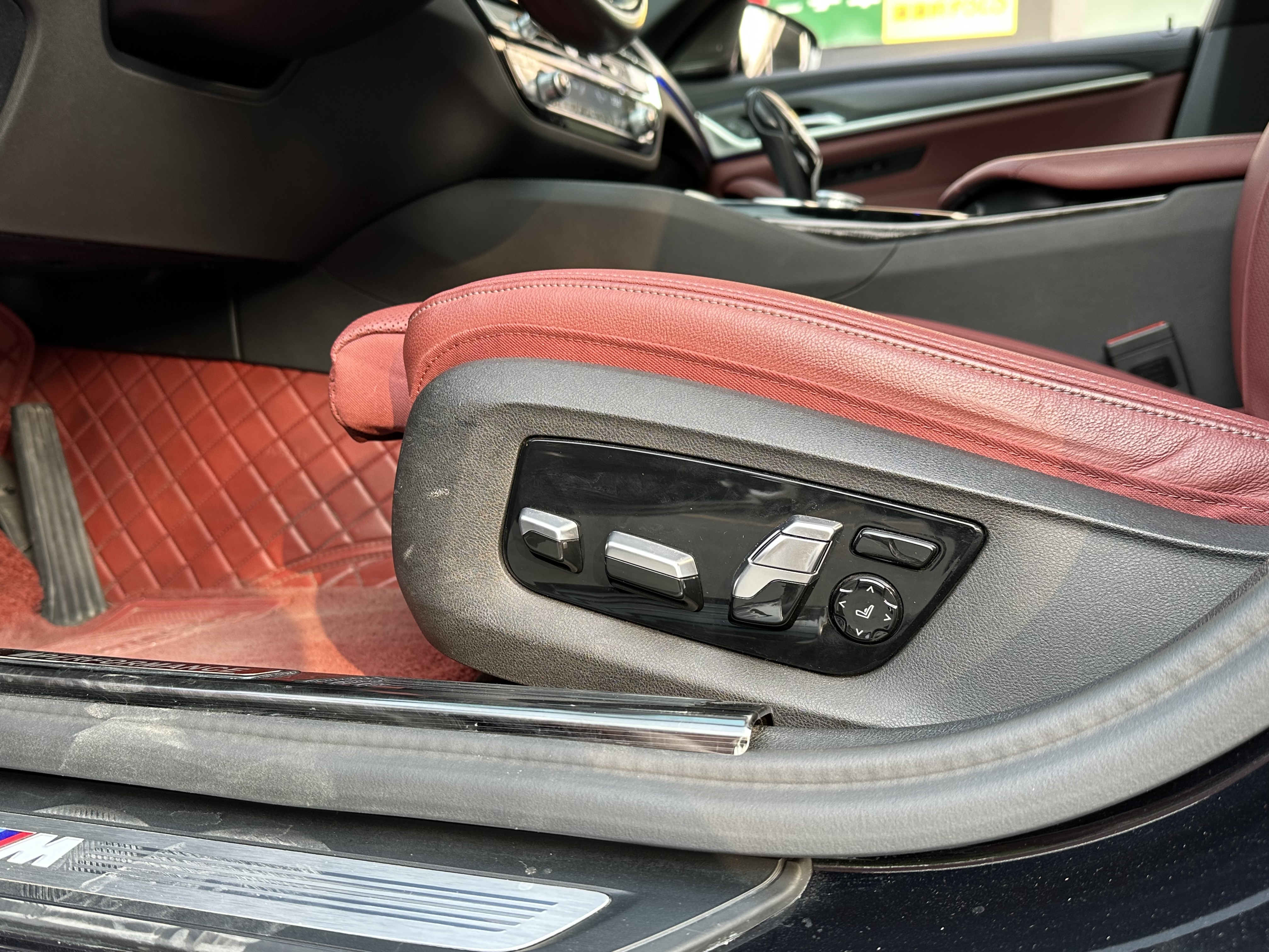 BMW 5 Series 2021 car image #8