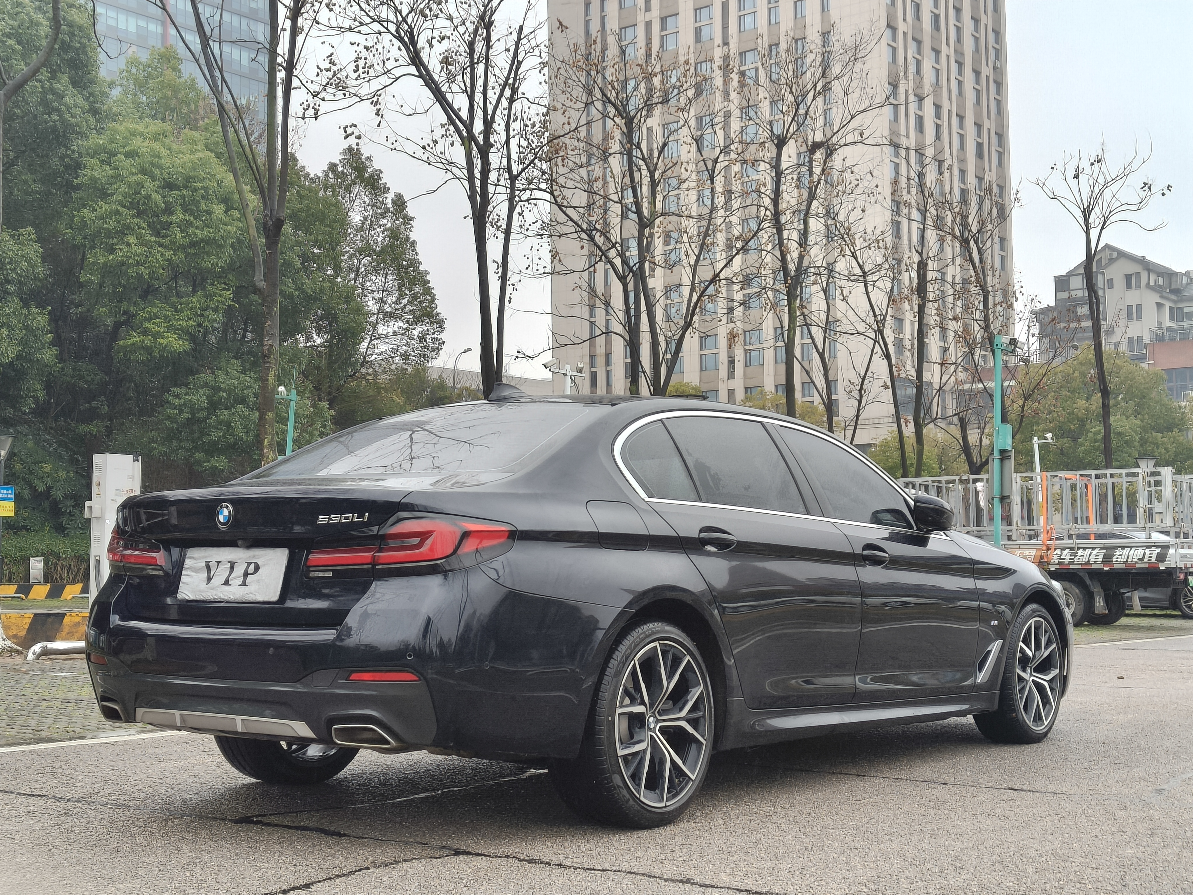 BMW 5 Series 2021 car image #8