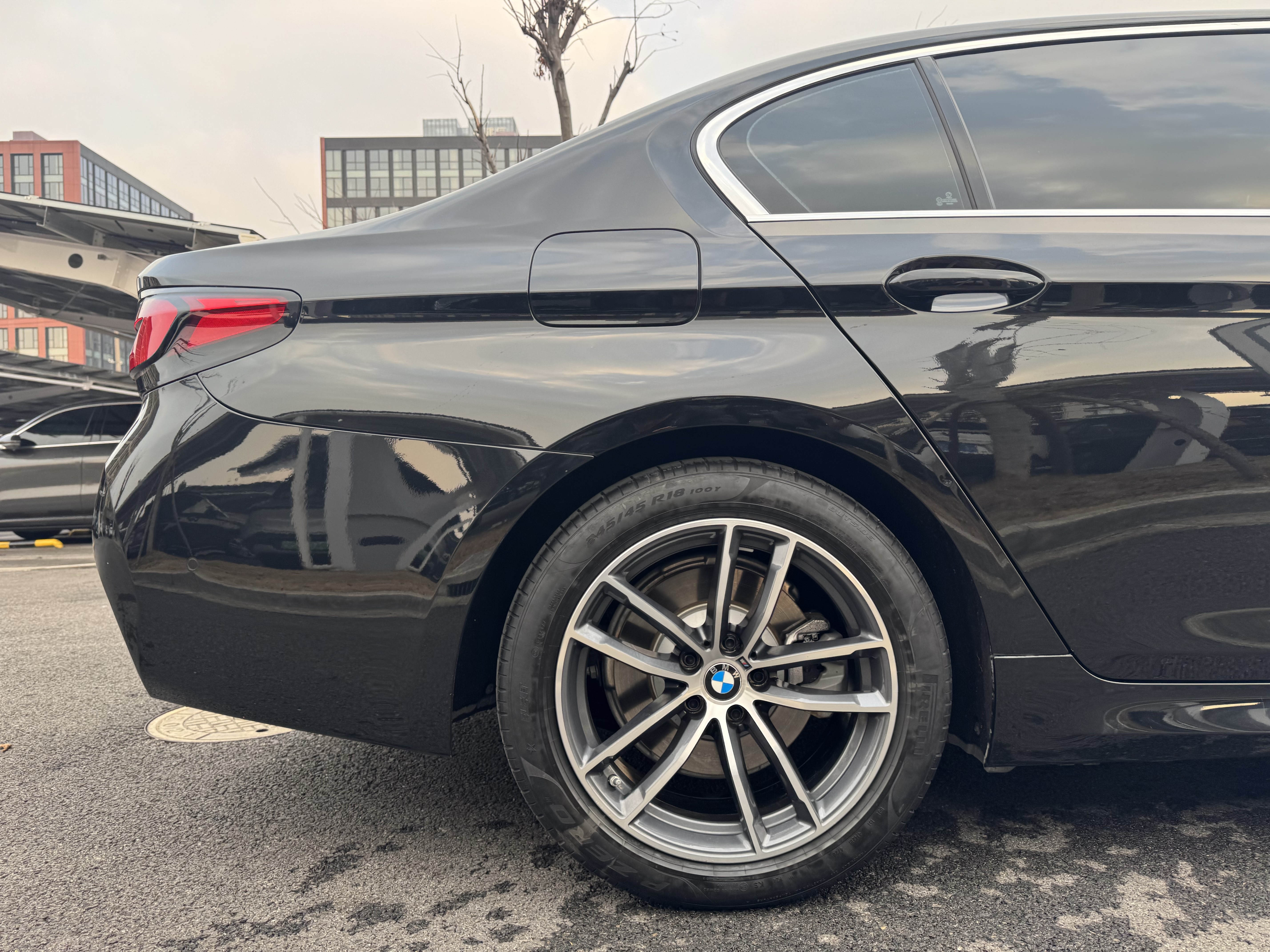 BMW 5 Series New Energy 2021 car image #8