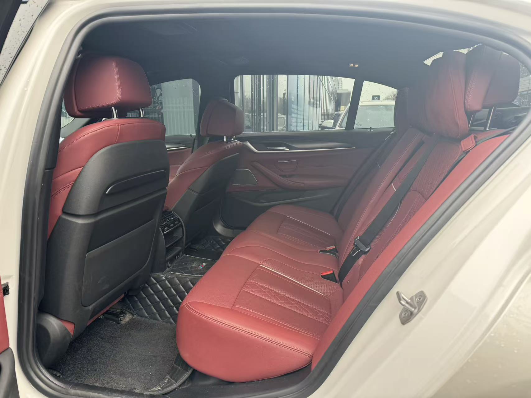 BMW 5 Series New Energy 2022 car image #8