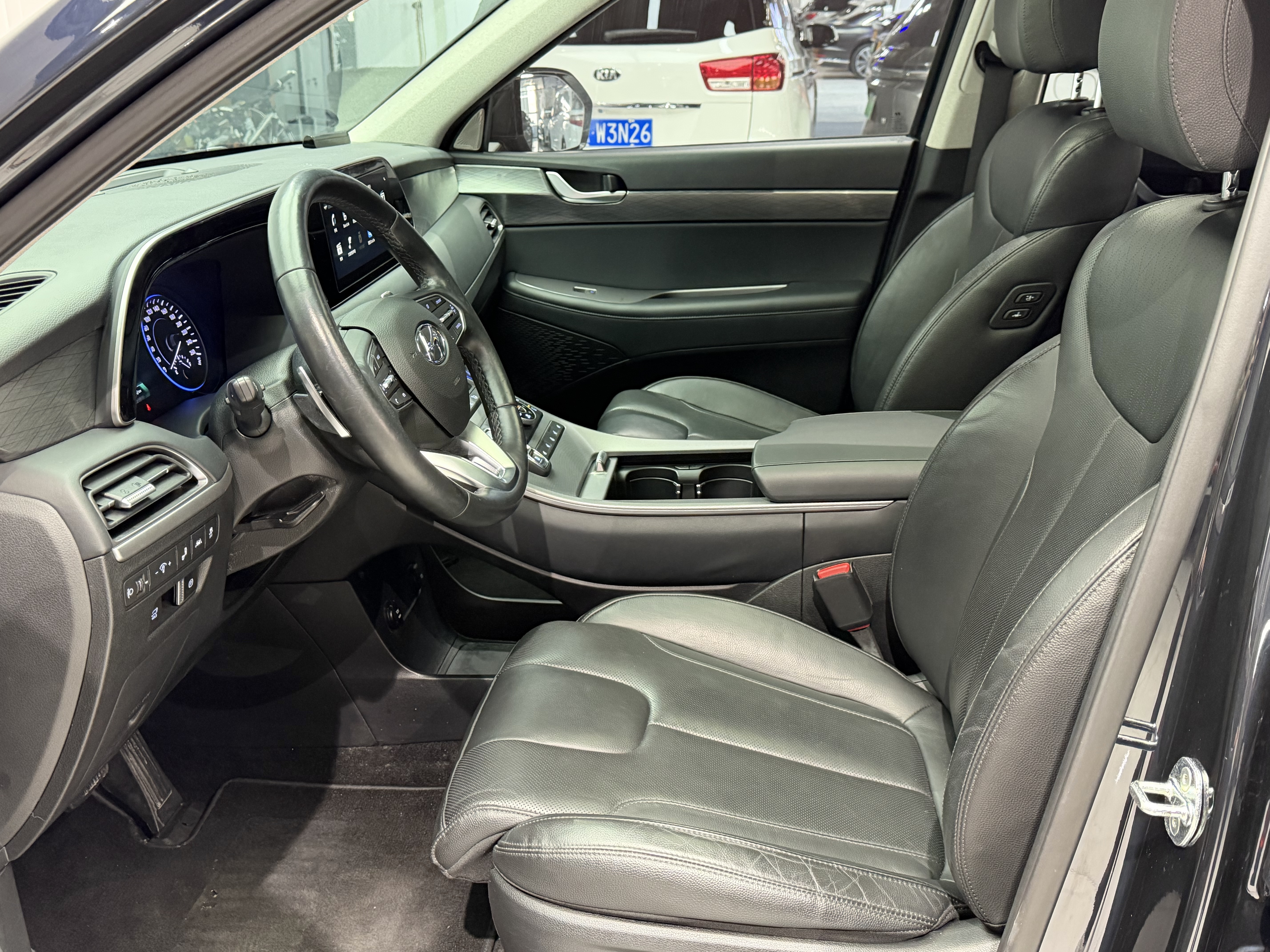 Hyundai Palisade 2021 car image #8