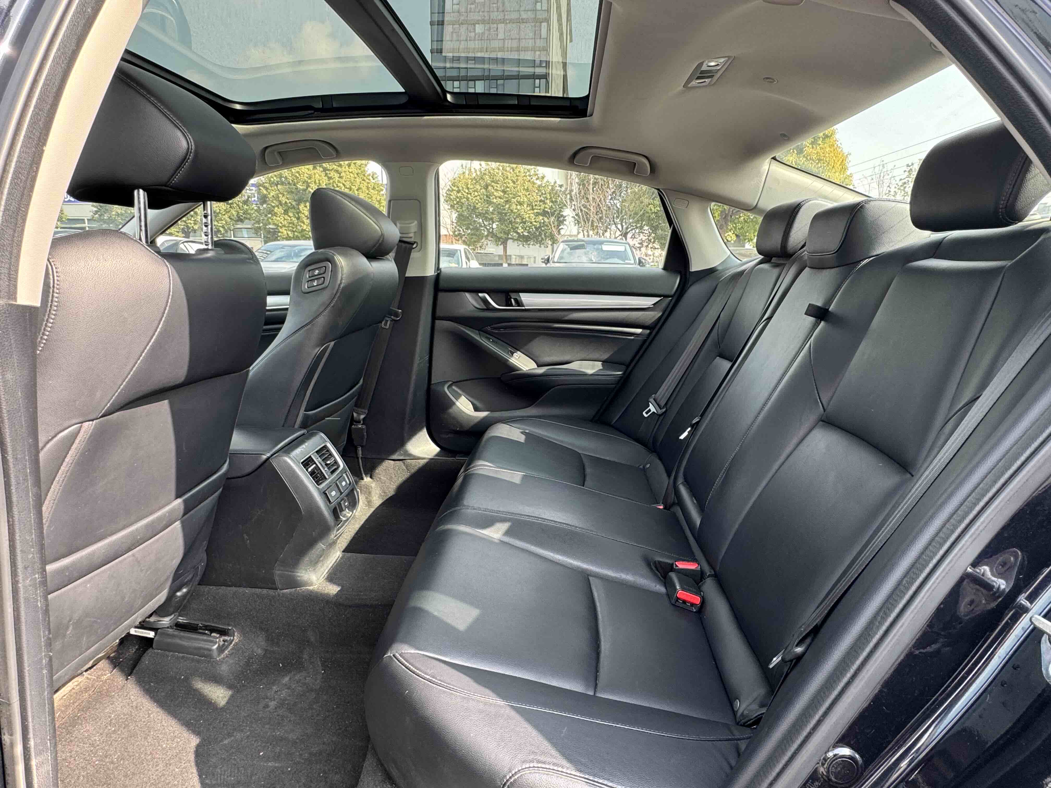 Honda Accord 2021 car image #8