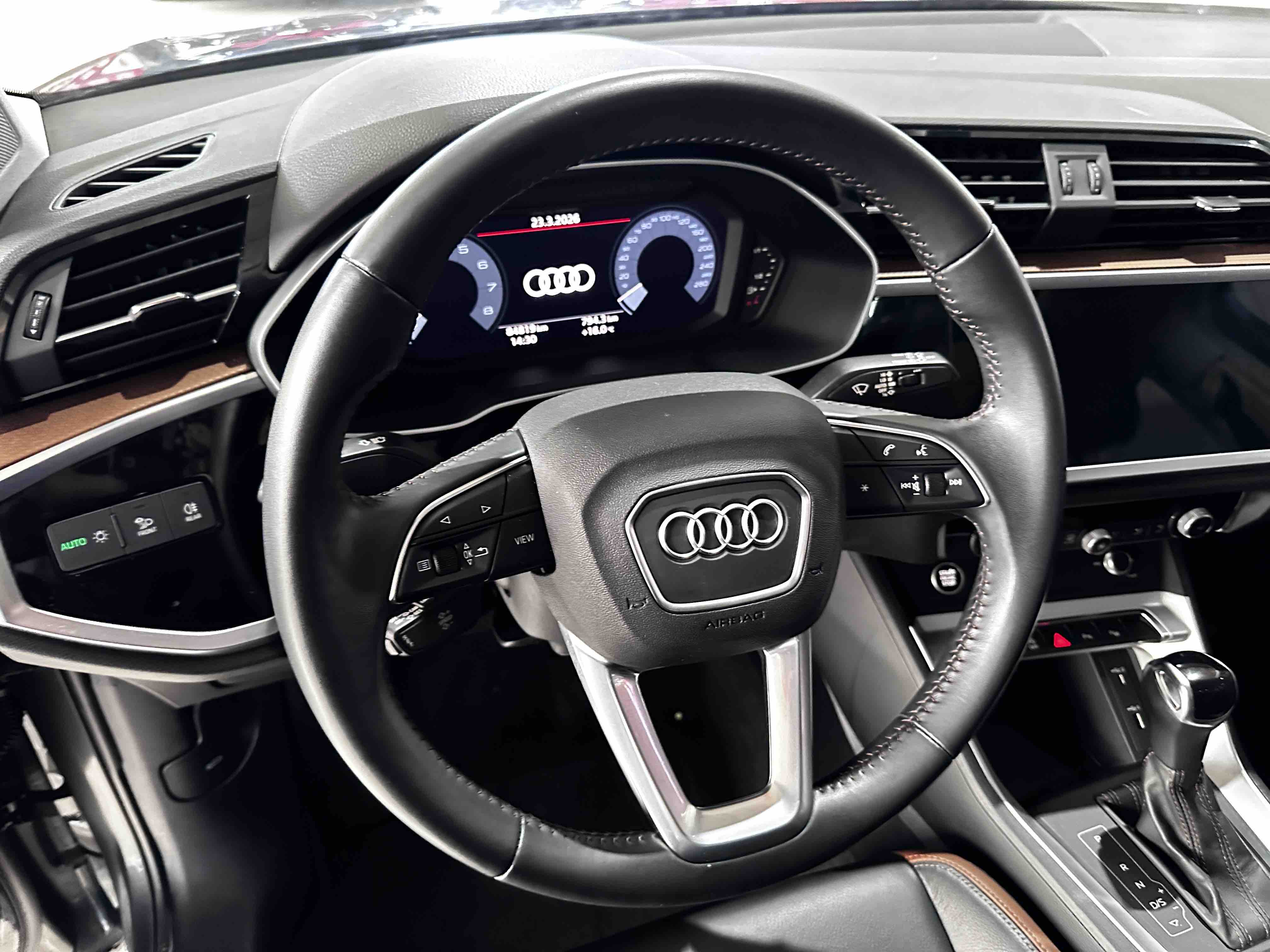 Audi Q3 2021 #8 Audi Q3 2021 car image #8