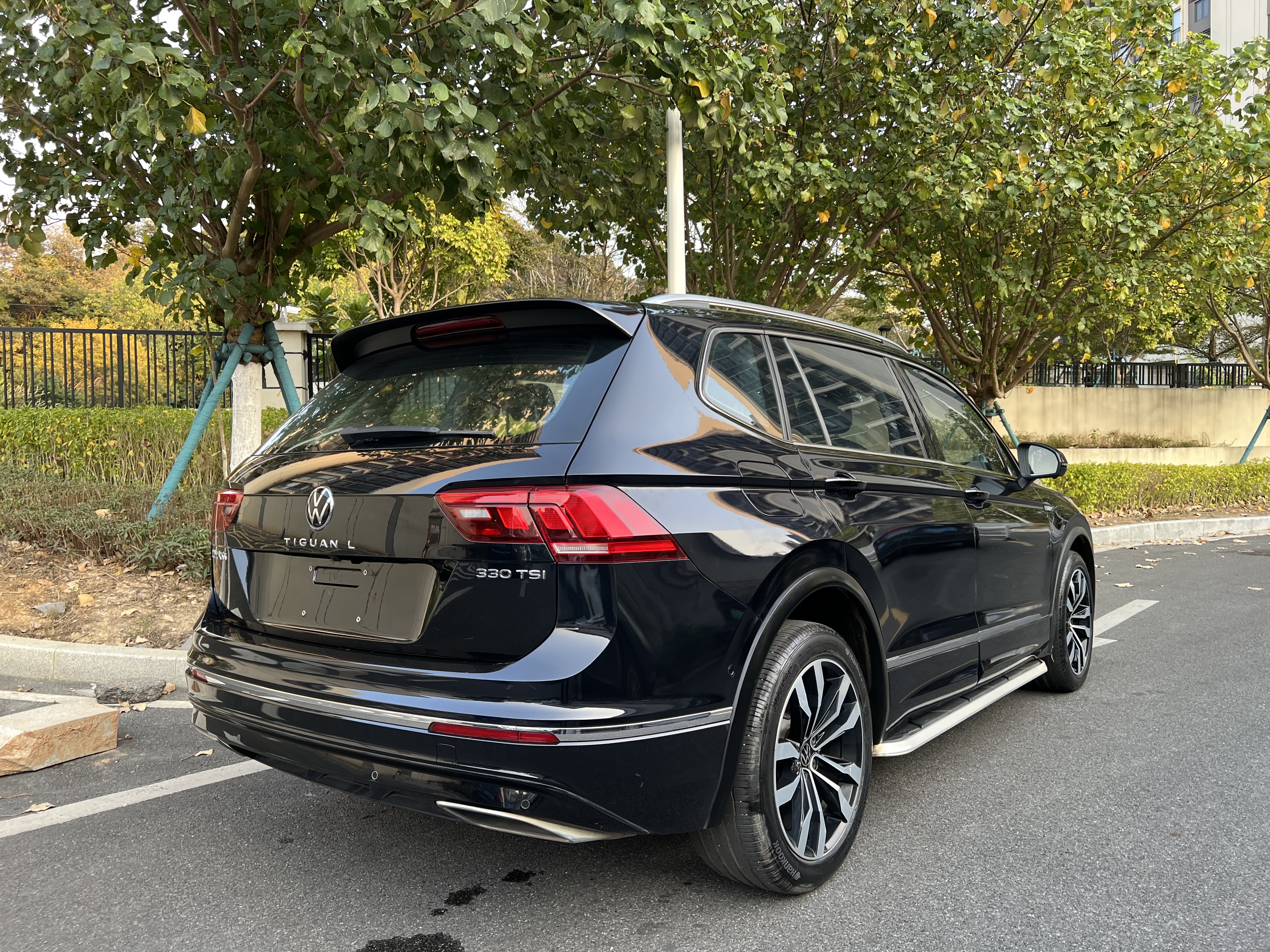 Volkswagen Tiguan L 2021 car image #8