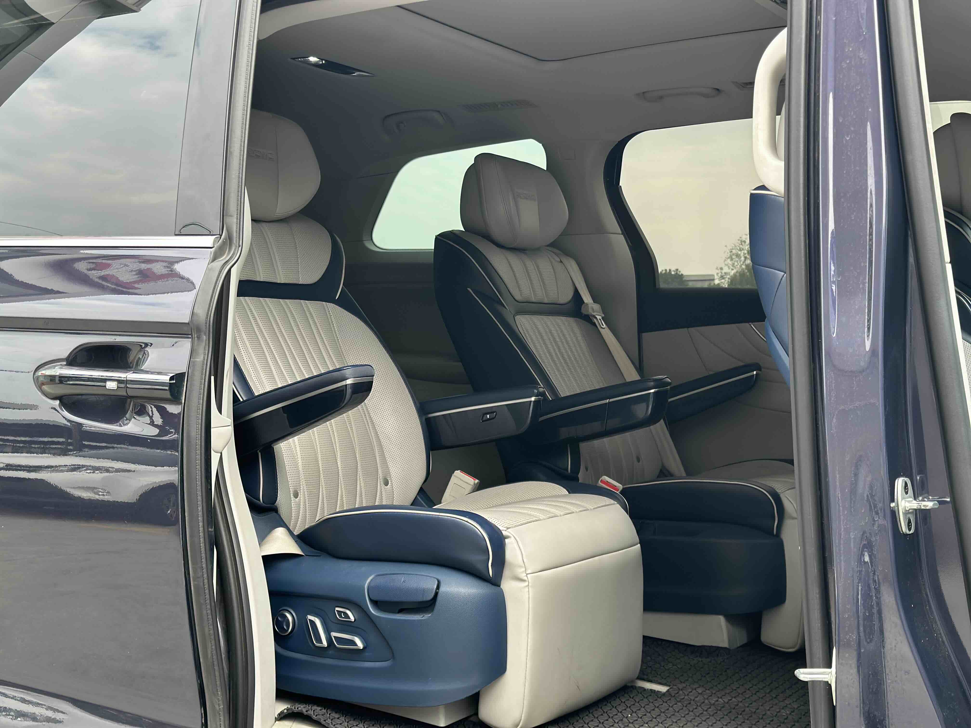 荣威 荣威iMAX8 2021 汽车图片 #8