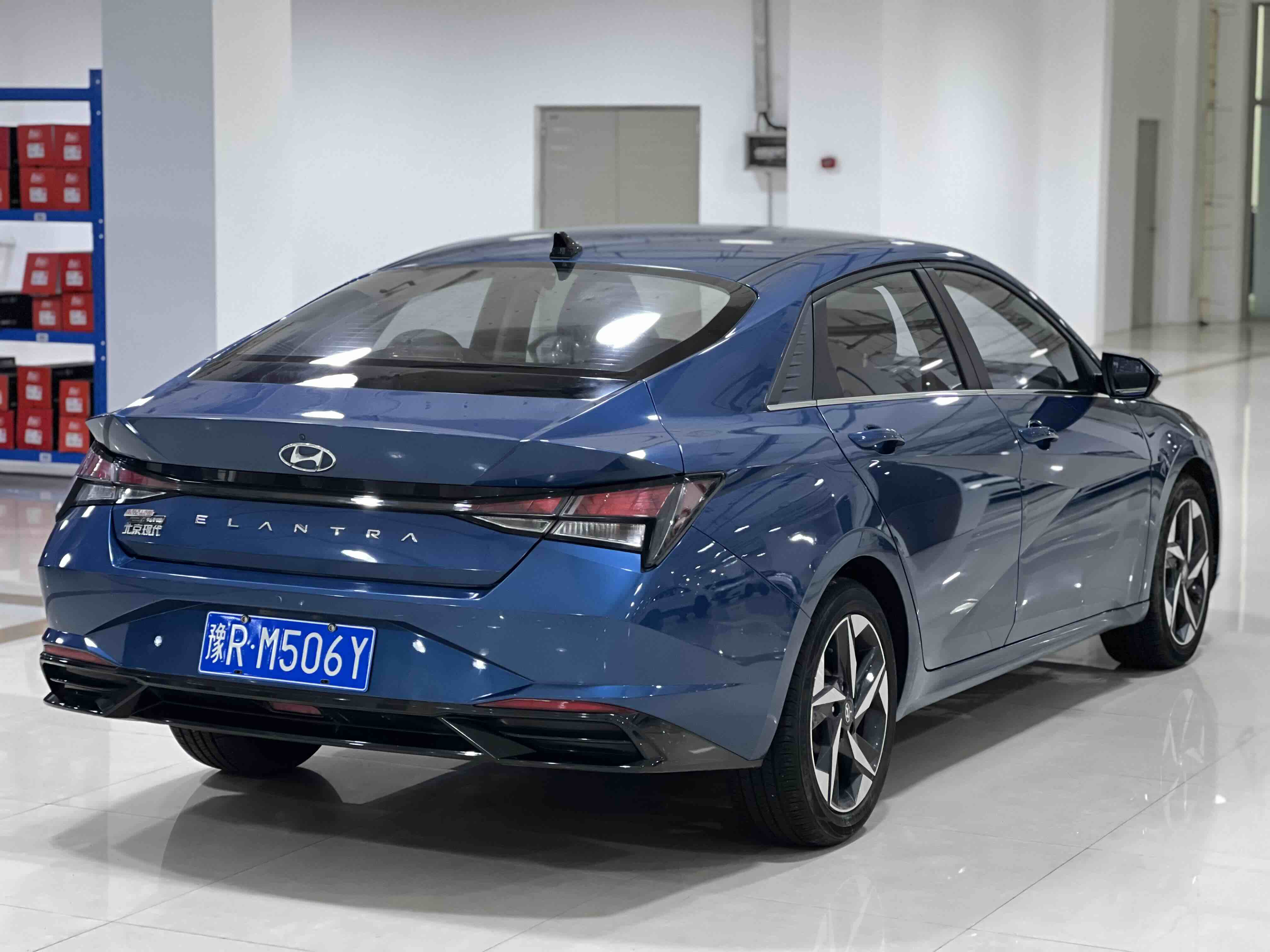 Hyundai Elantra 2021 immagine di auto #8