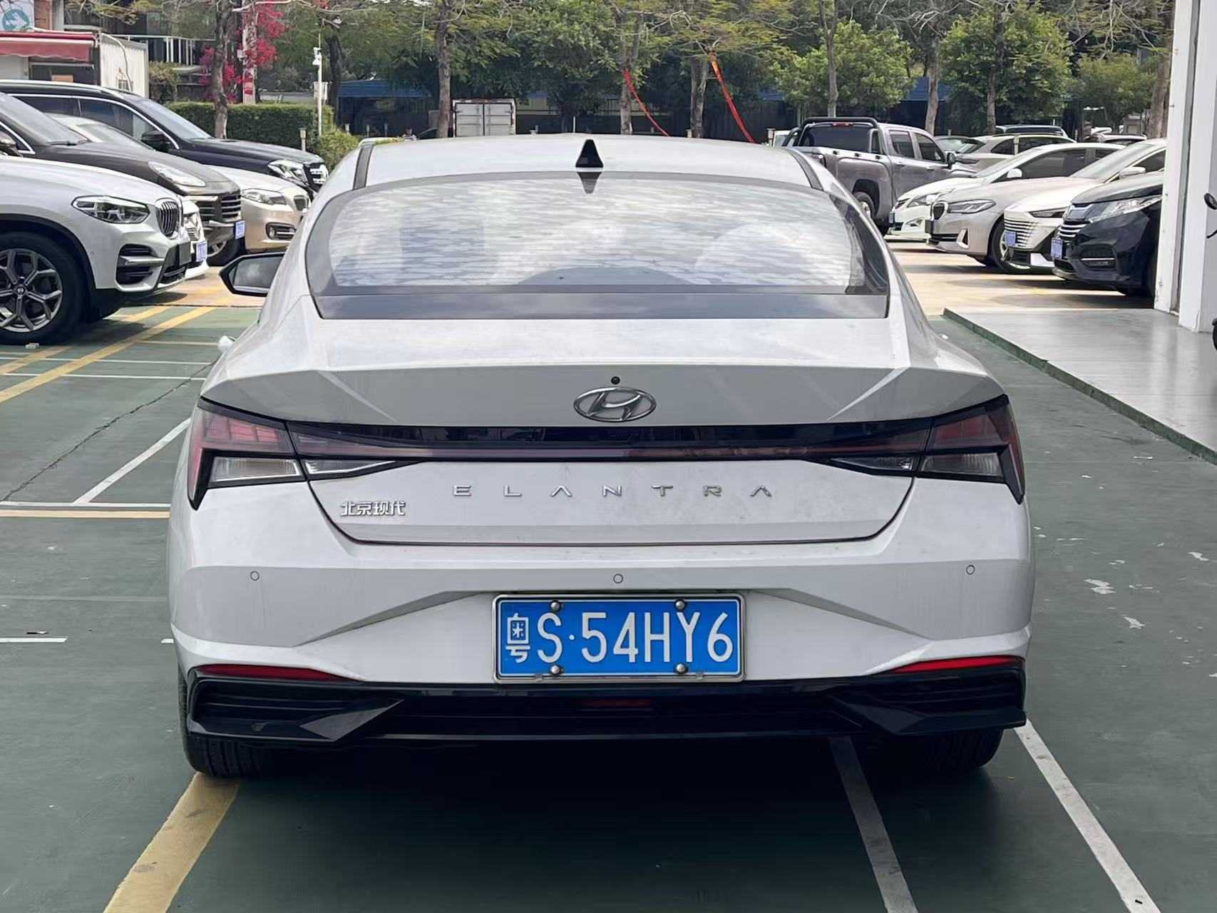 Hyundai Elantra 2021 car image #8