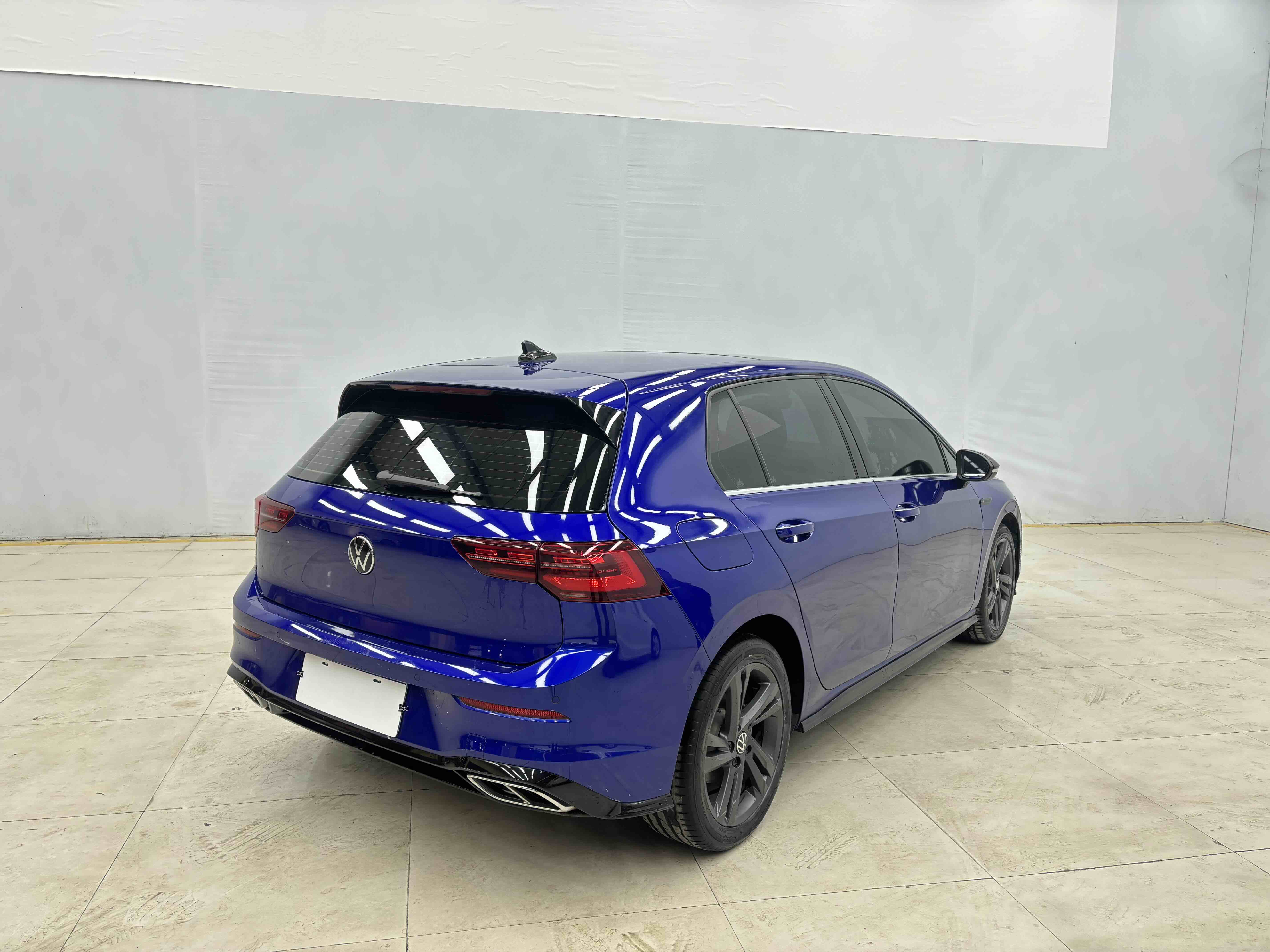 Volkswagen Golf 2022 car image #8