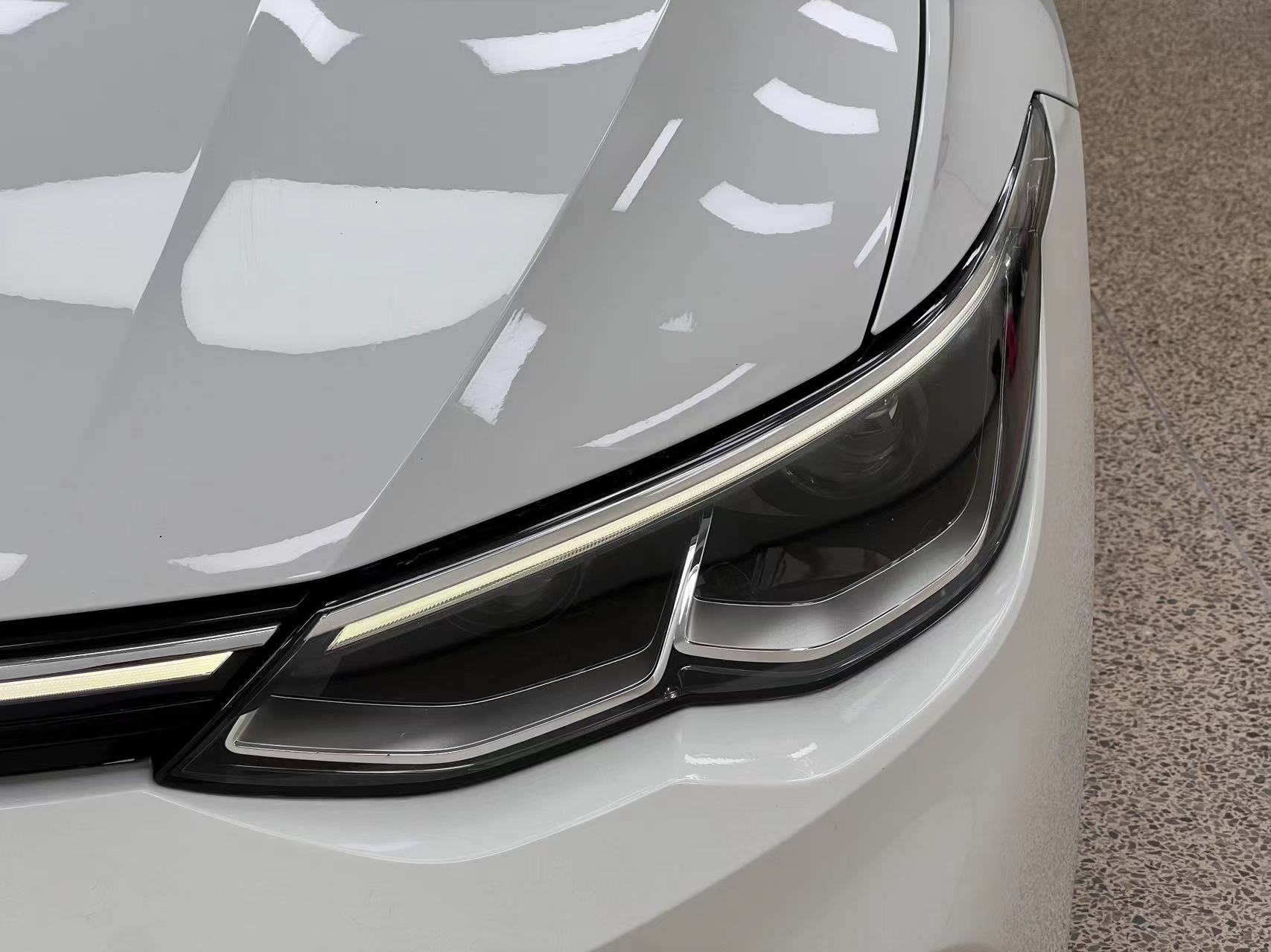 Volkswagen Golf 2022 car image #8