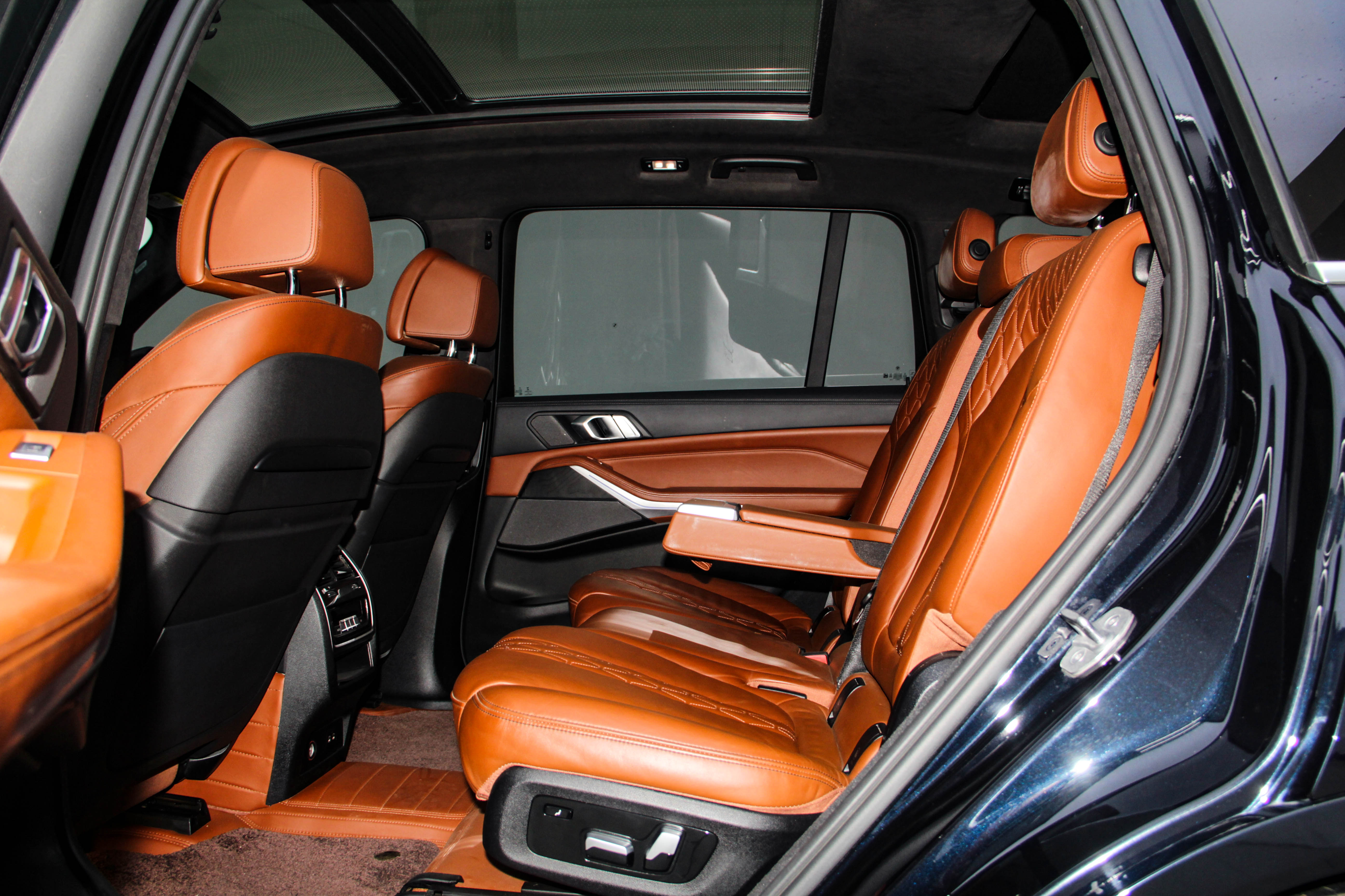 BMW X7 2021 immagine di auto #8