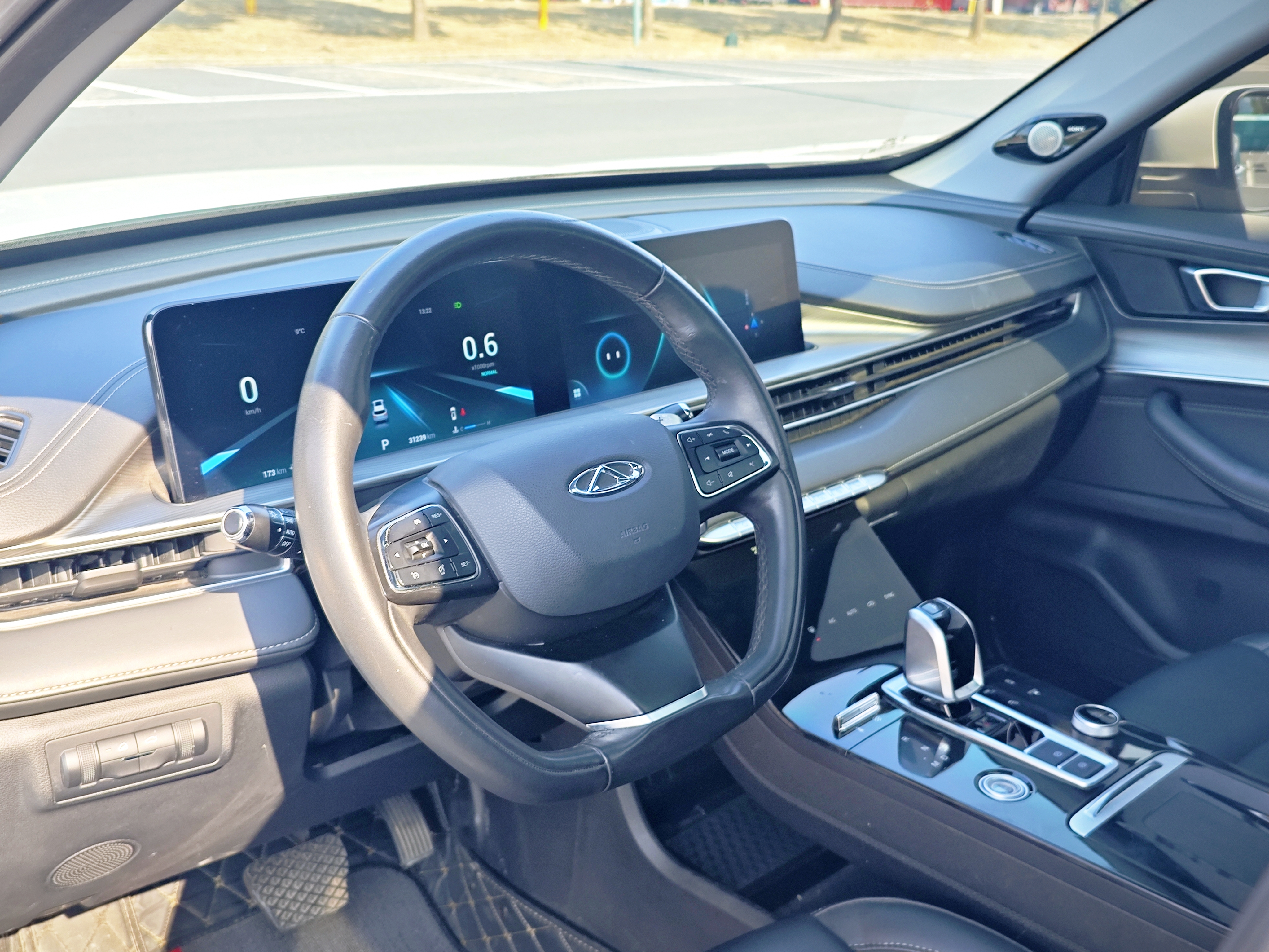 Chery Tiggo 8 Plus 2022 car image #8