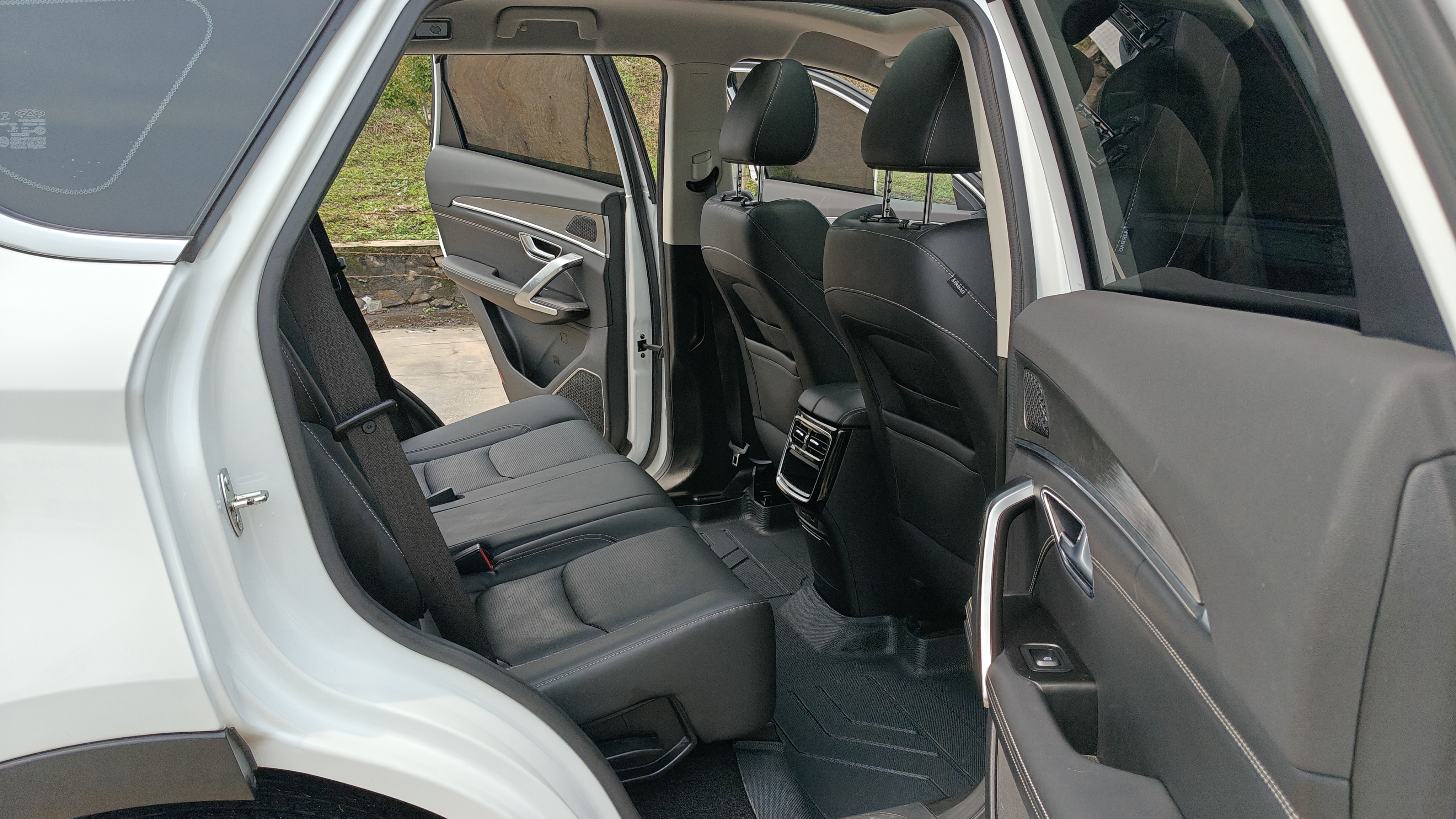 X70 PLUS 2021 #8 X70 PLUS 2021 car image #8