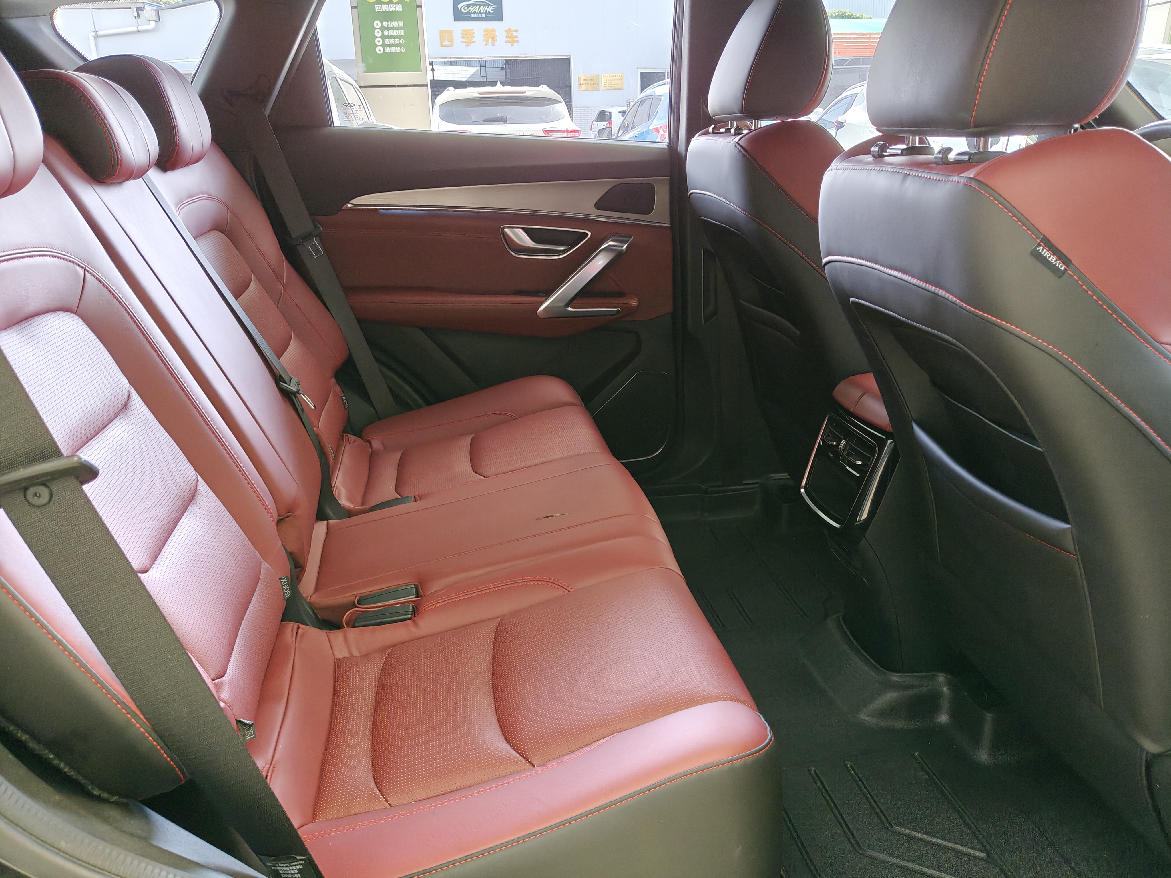 X70 PLUS 2021 car image #8