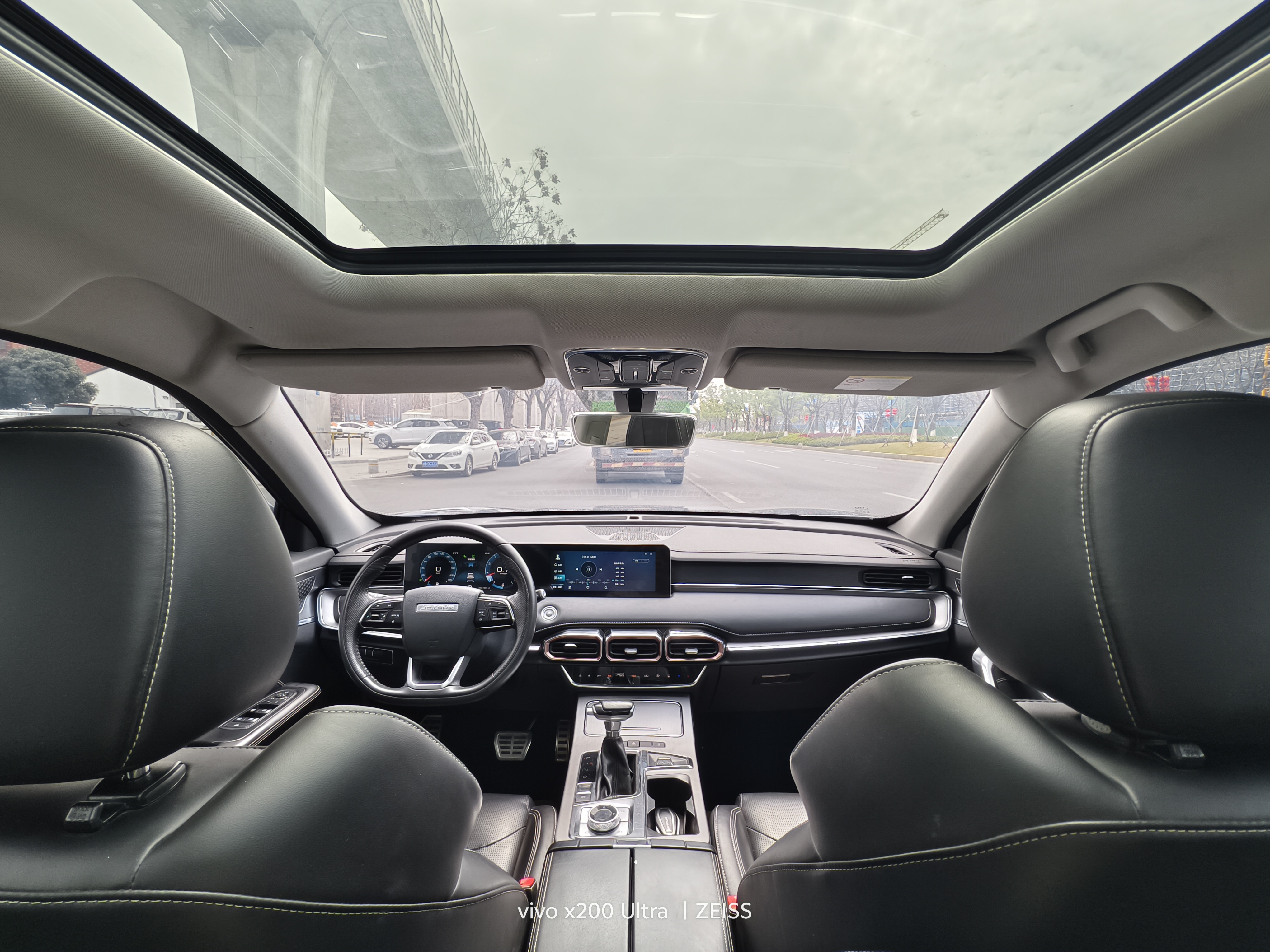 Jetour X70 PLUS 2021 car image #8