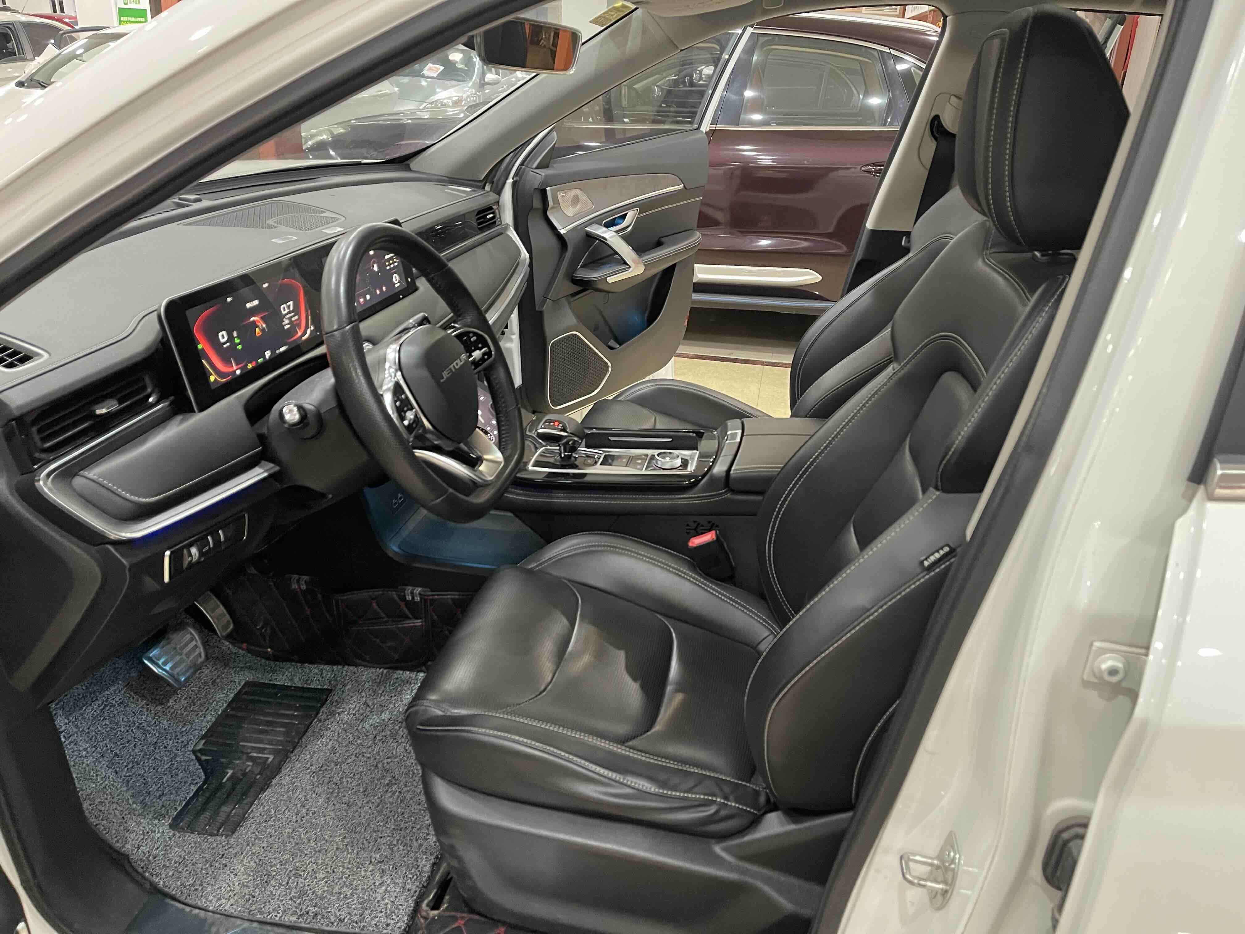 Jetour X70 PLUS 2021 #8 Jetour X70 PLUS 2021 car image #8