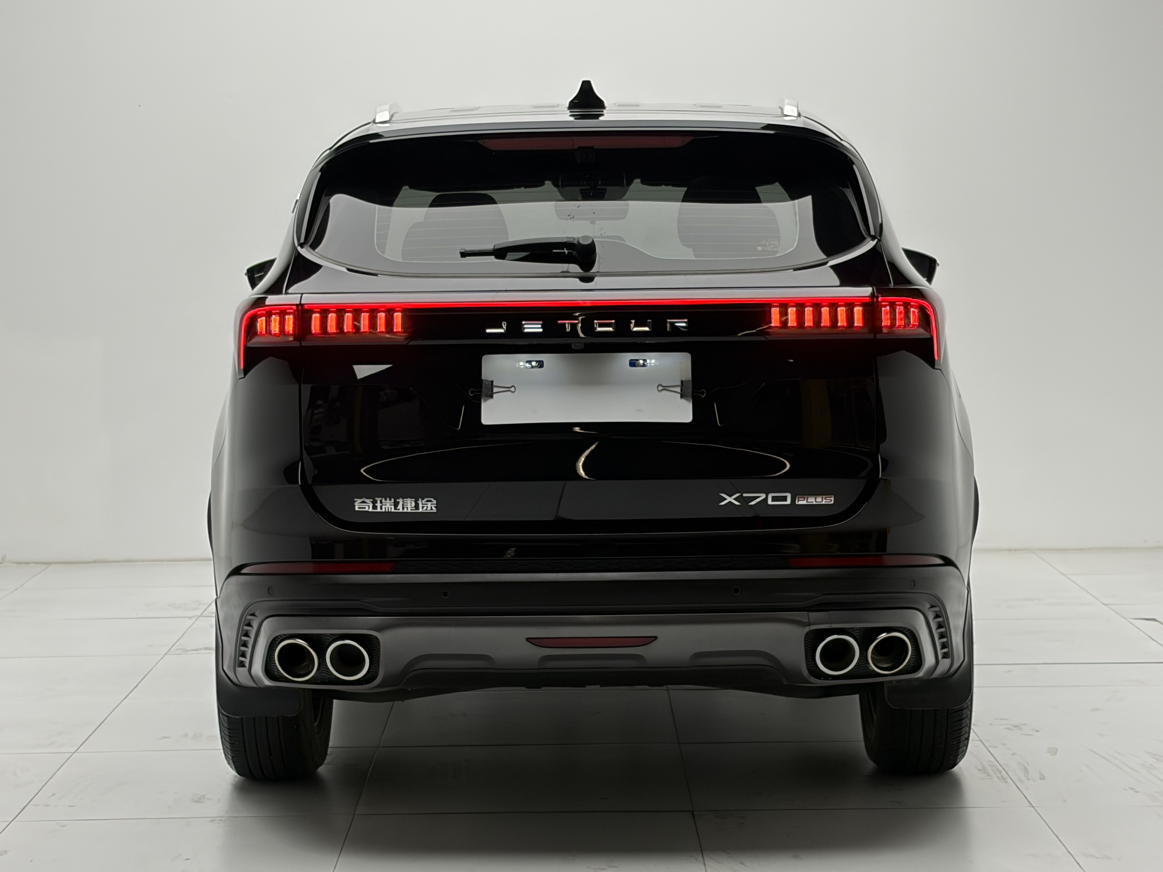 X70 PLUS 2022 car image #8