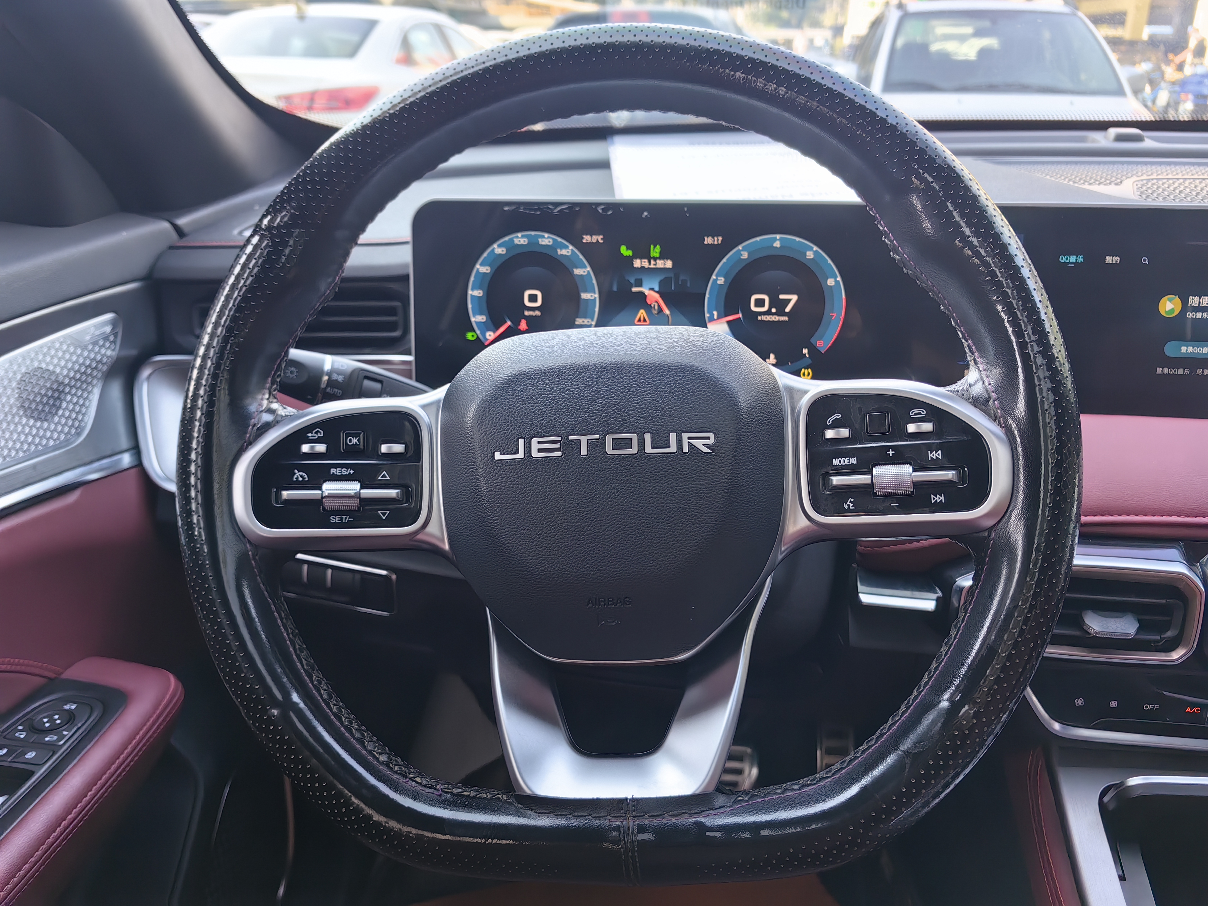 Jetour X70 PLUS 2022 #8 Jetour X70 PLUS 2022 car image #8