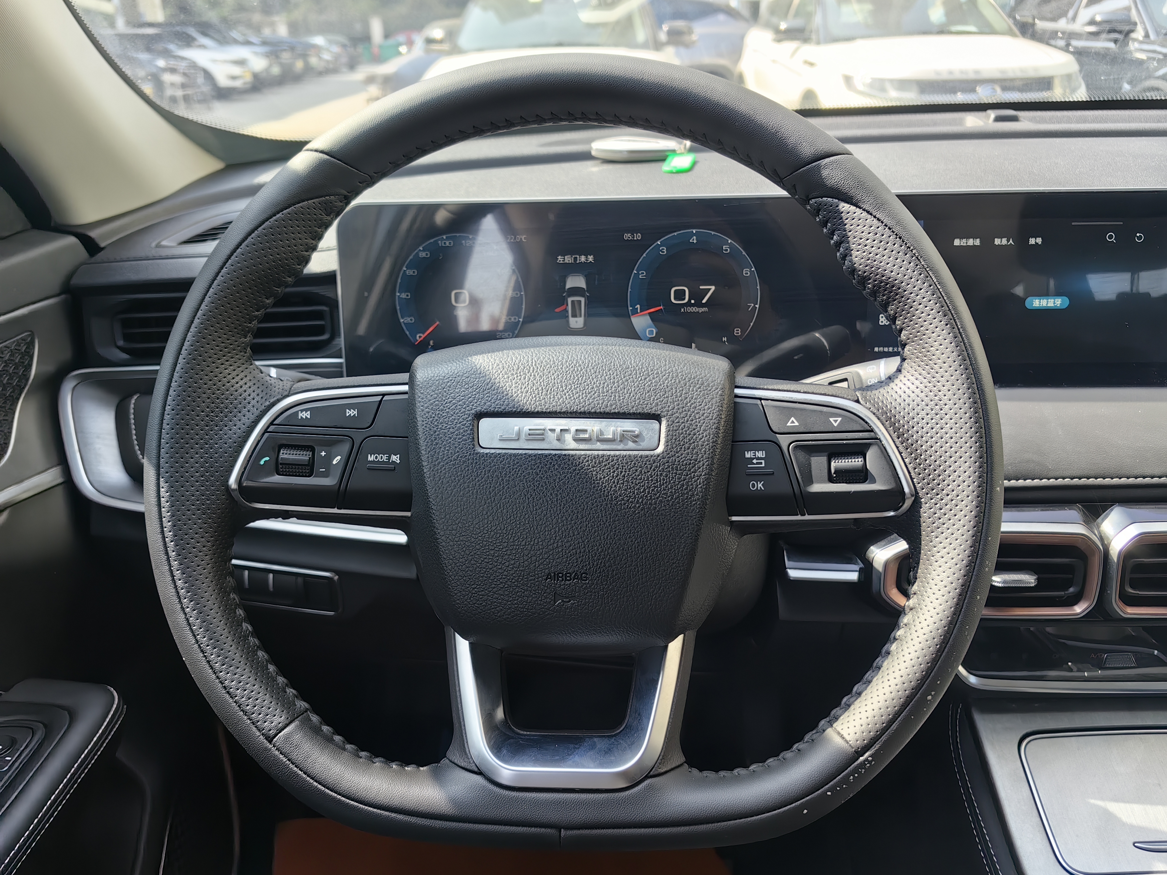 Jetour X70 PLUS 2021 #8 Jetour X70 PLUS 2021 car image #8