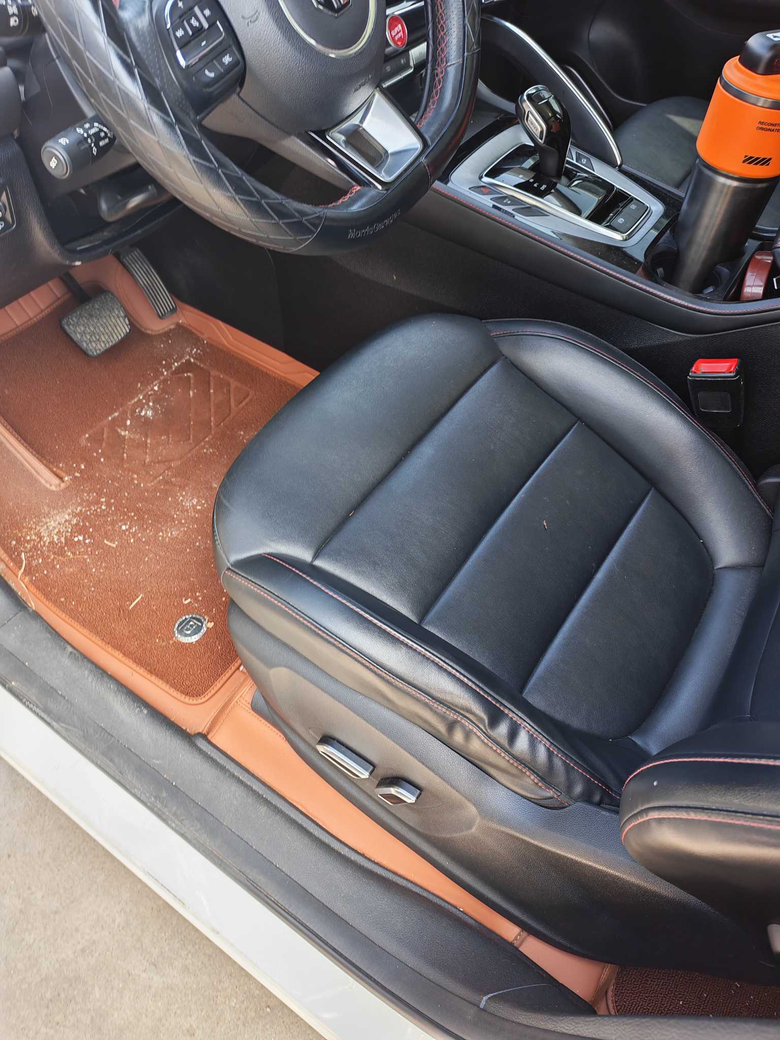 MG Pilot 2022 car image #8