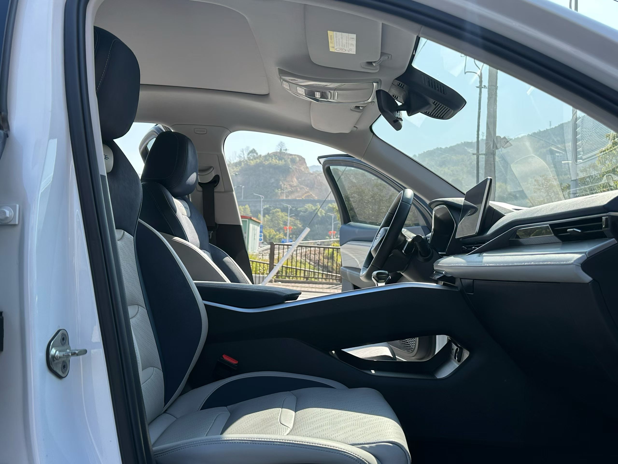 Preface 2022 #8 Preface 2022 immagine di auto #8