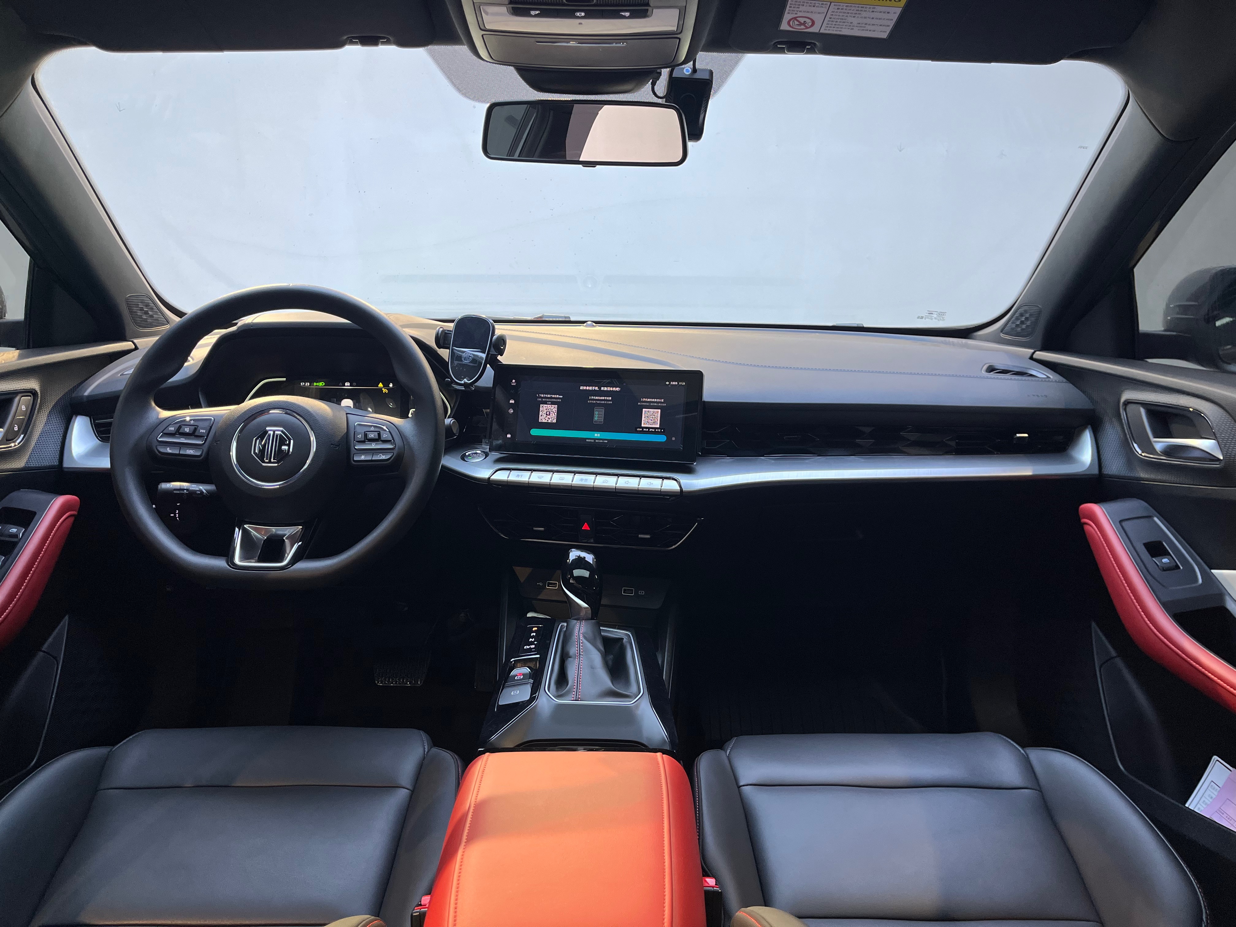 5 2022 car image #8