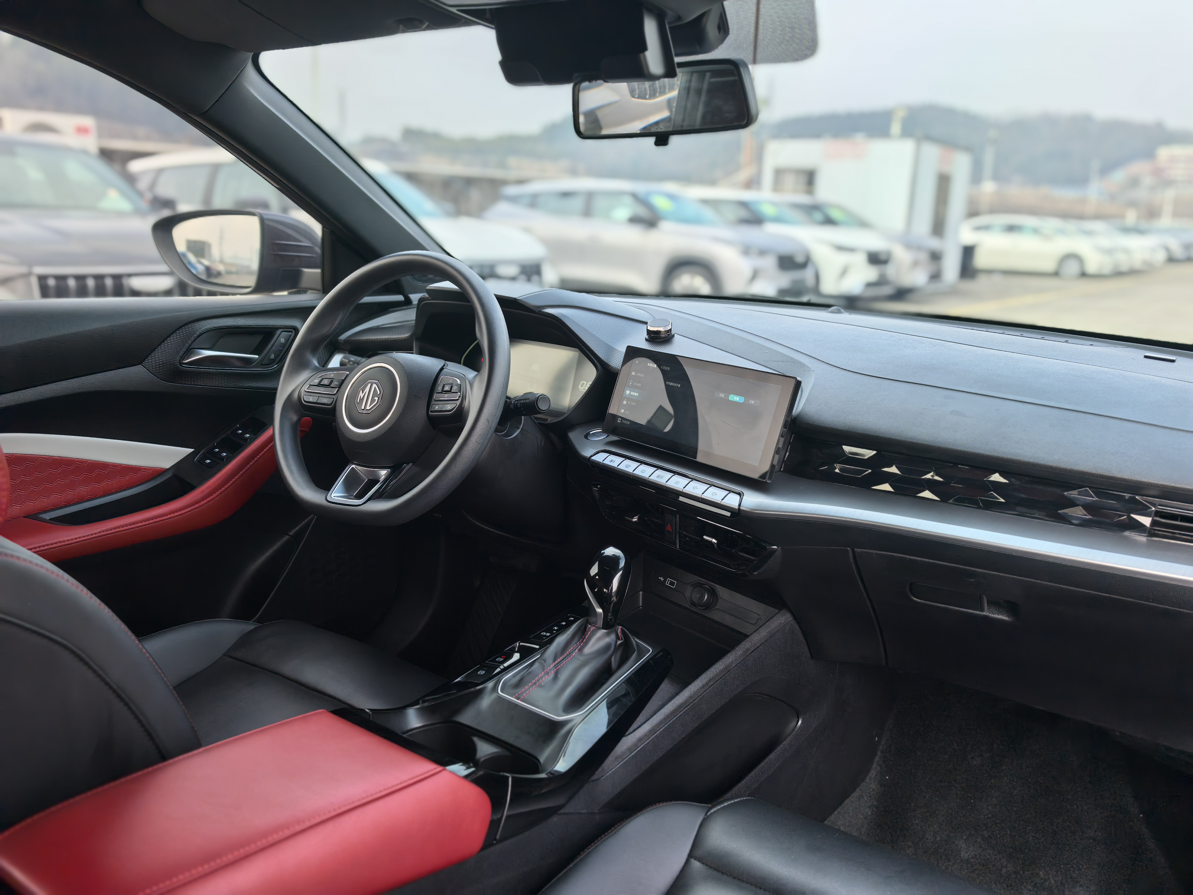 5 2022 car image #8