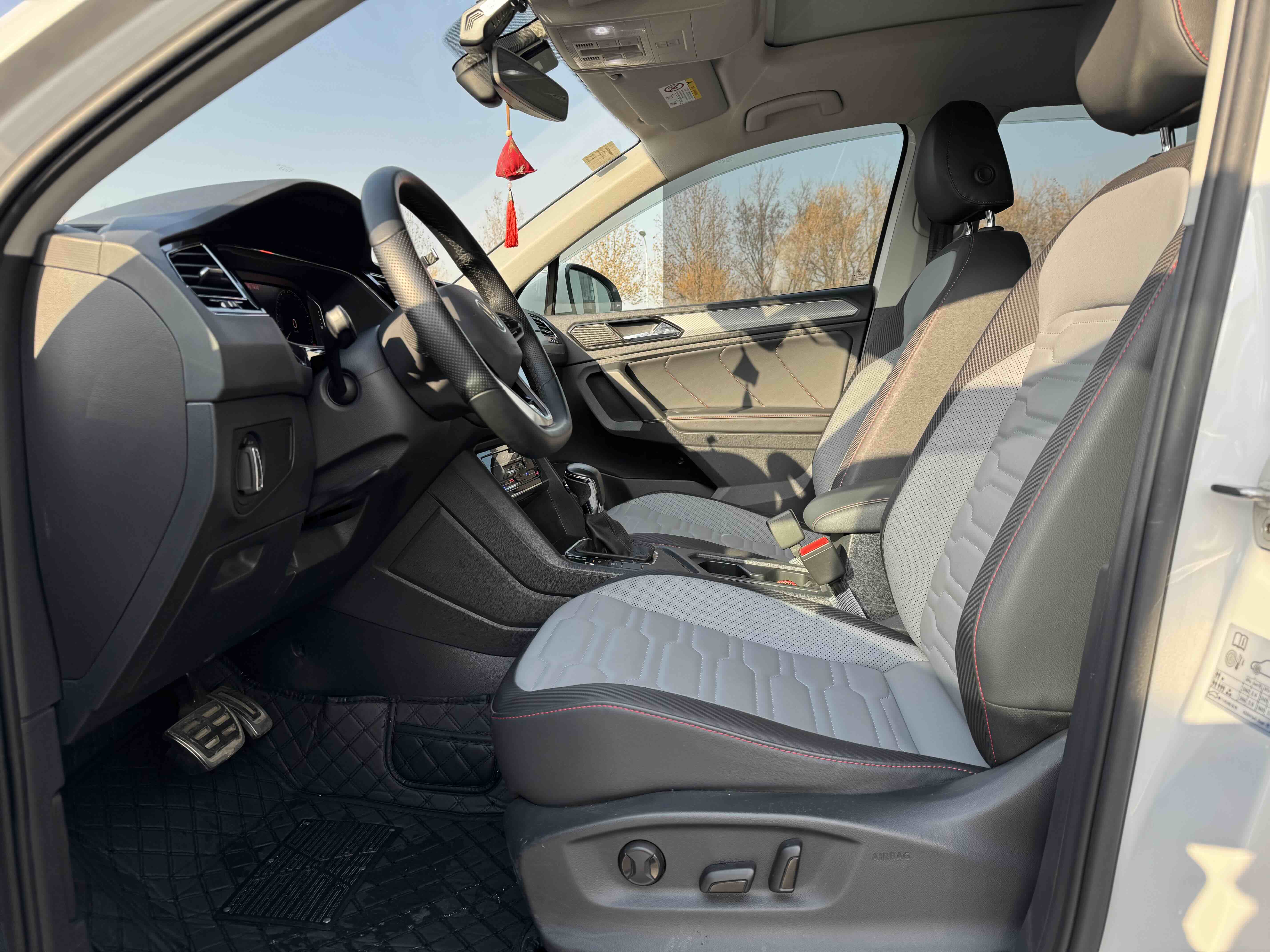 Volkswagen Tiguan X 2021 car image #8
