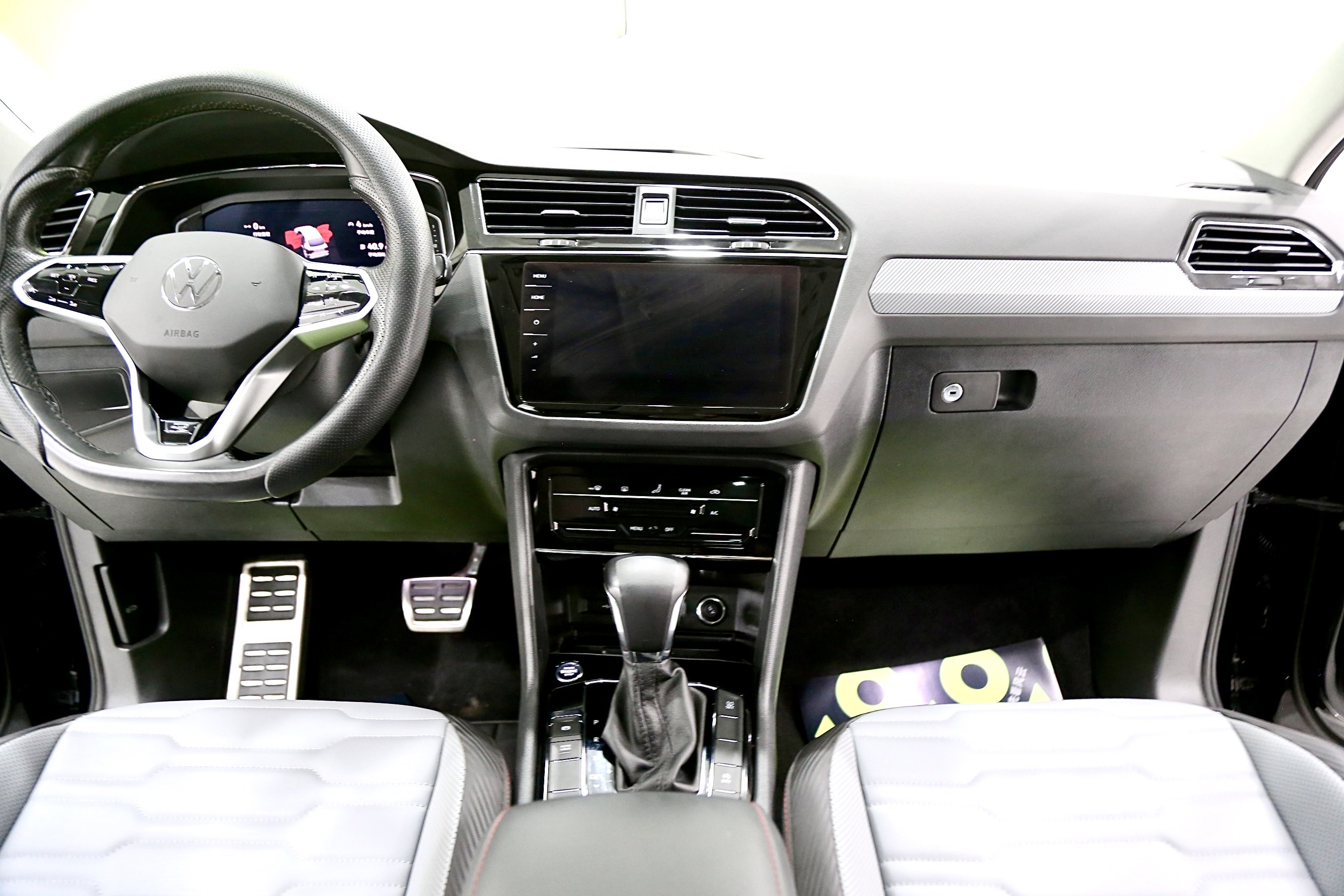 Volkswagen Tiguan X 2021 immagine di auto #8