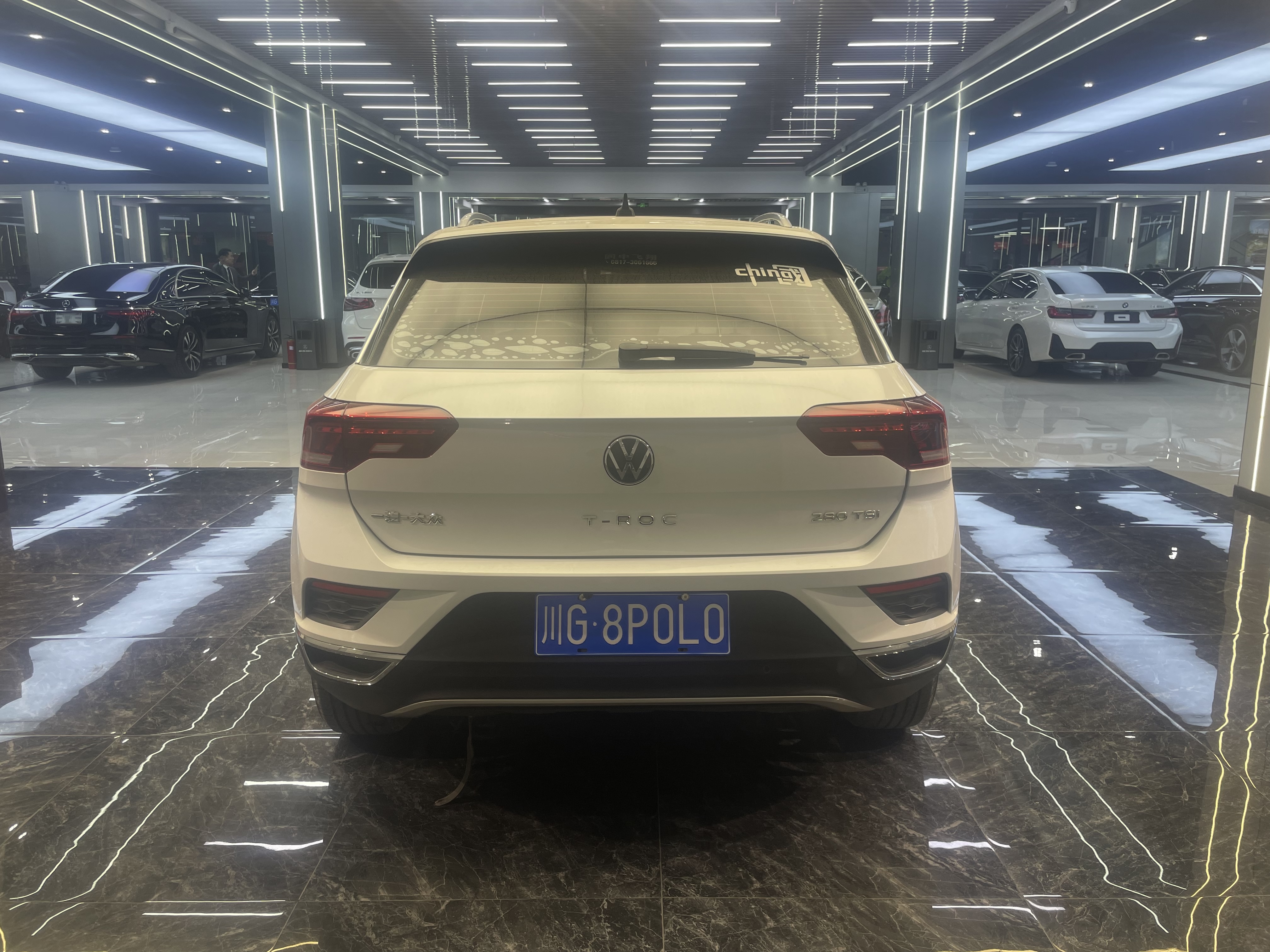 Volkswagen T-Roc 2021 car image #8