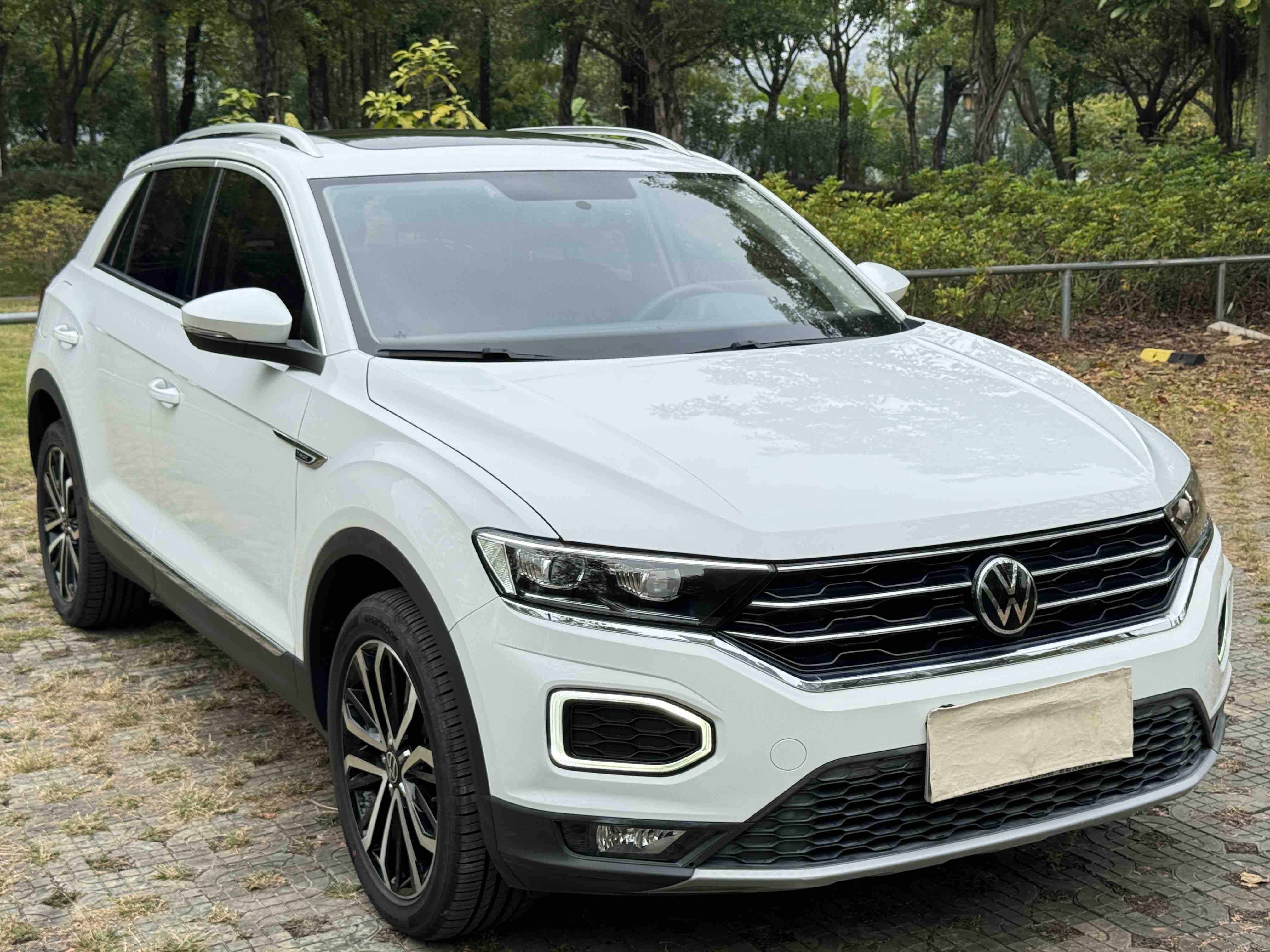 Volkswagen T-Roc 2021 #8 Volkswagen T-Roc 2021 car image #8