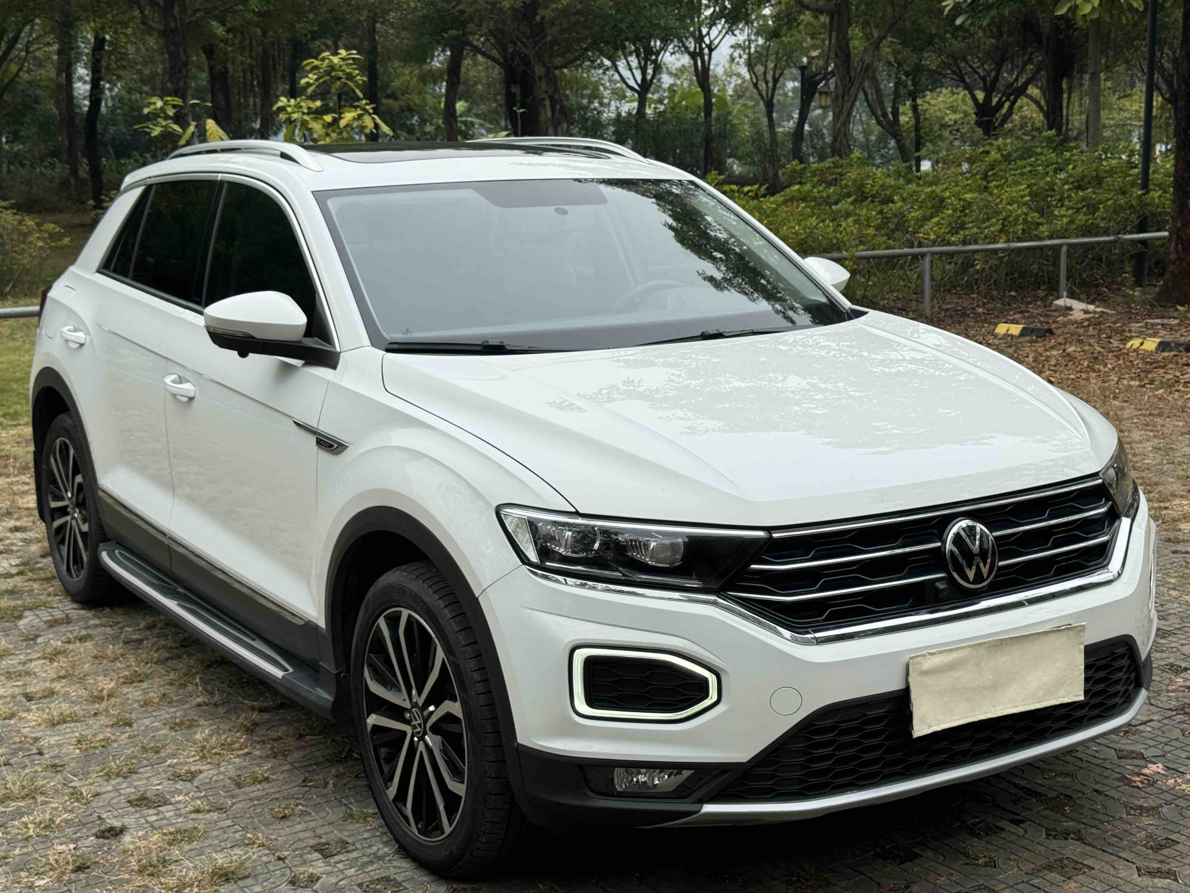 Volkswagen T-Roc 2022 #8 Volkswagen T-Roc 2022 car image #8