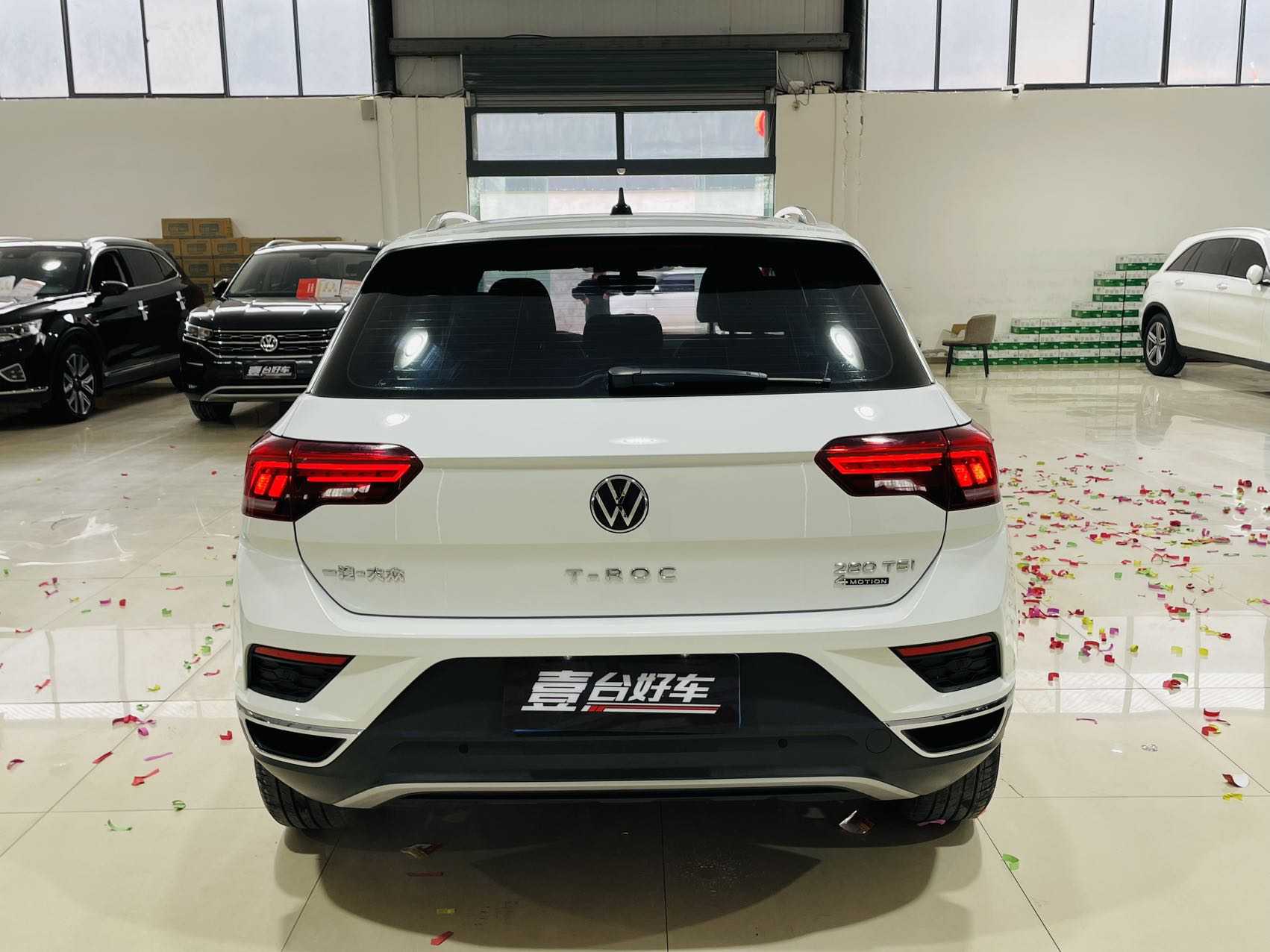 T-Roc 2021 car image #8