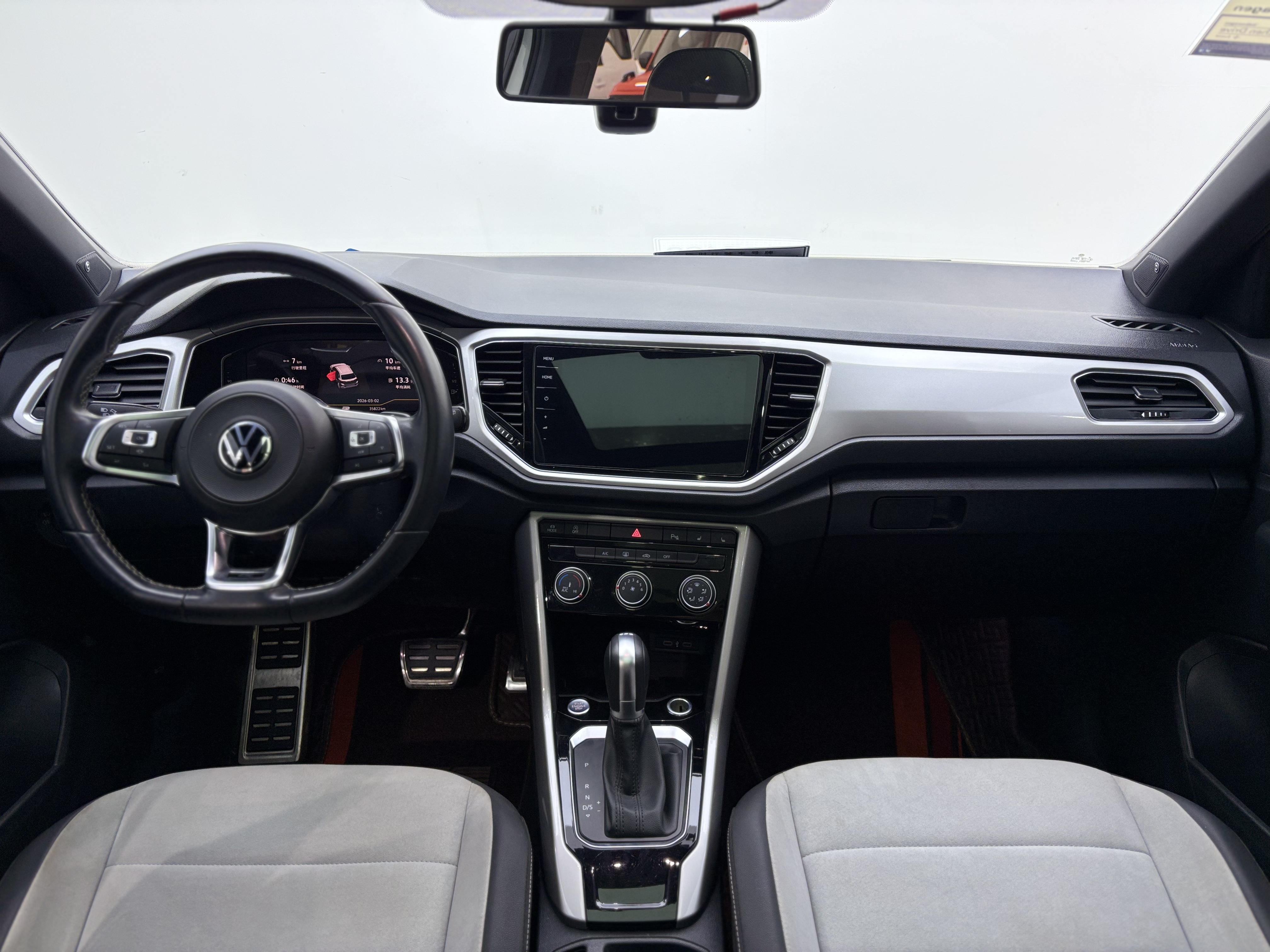 Volkswagen T-Roc 2022 #8 Volkswagen T-Roc 2022 car image #8