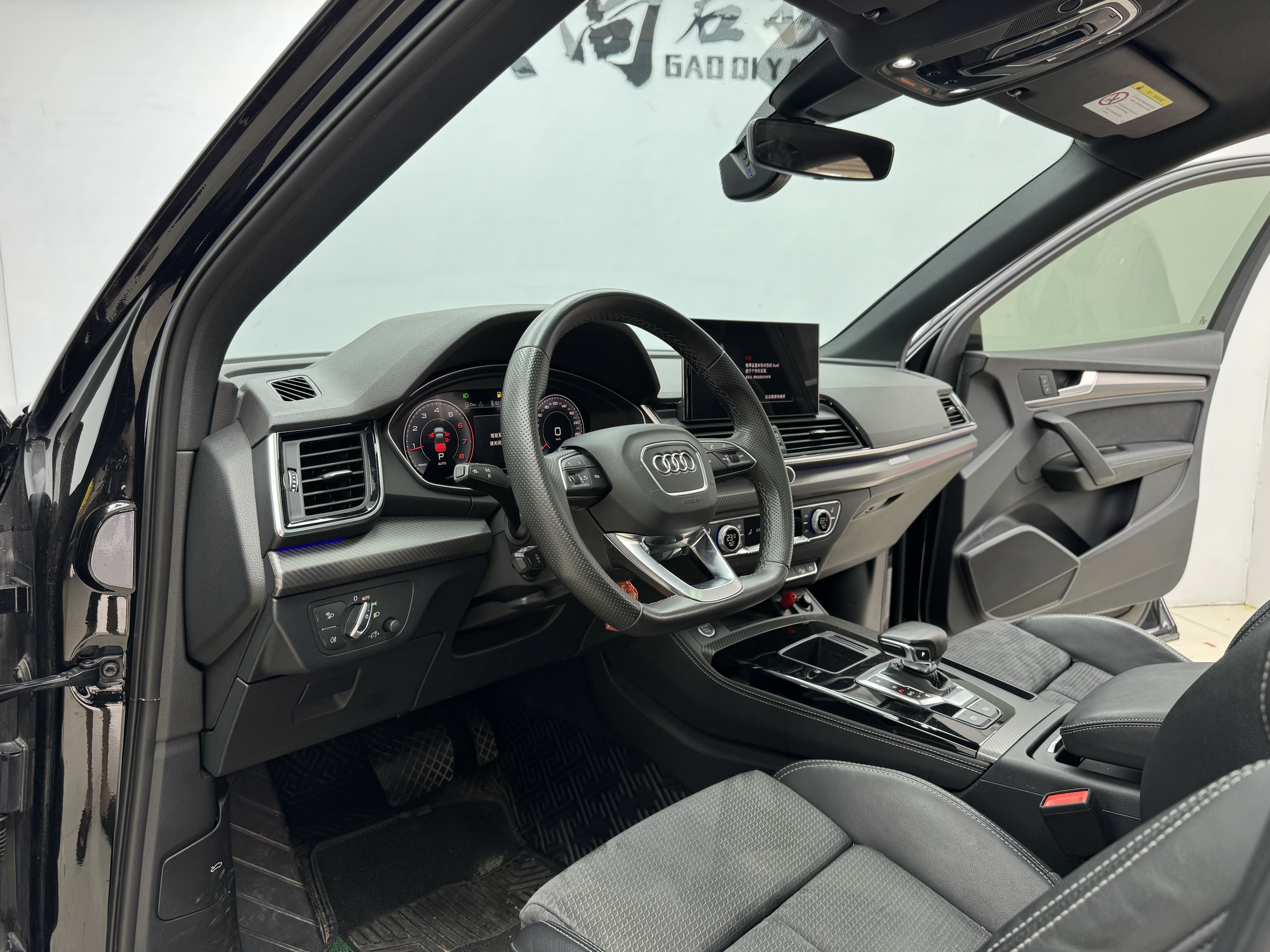 Audi Q5L Sportback 2021 изображение автомобиля #8