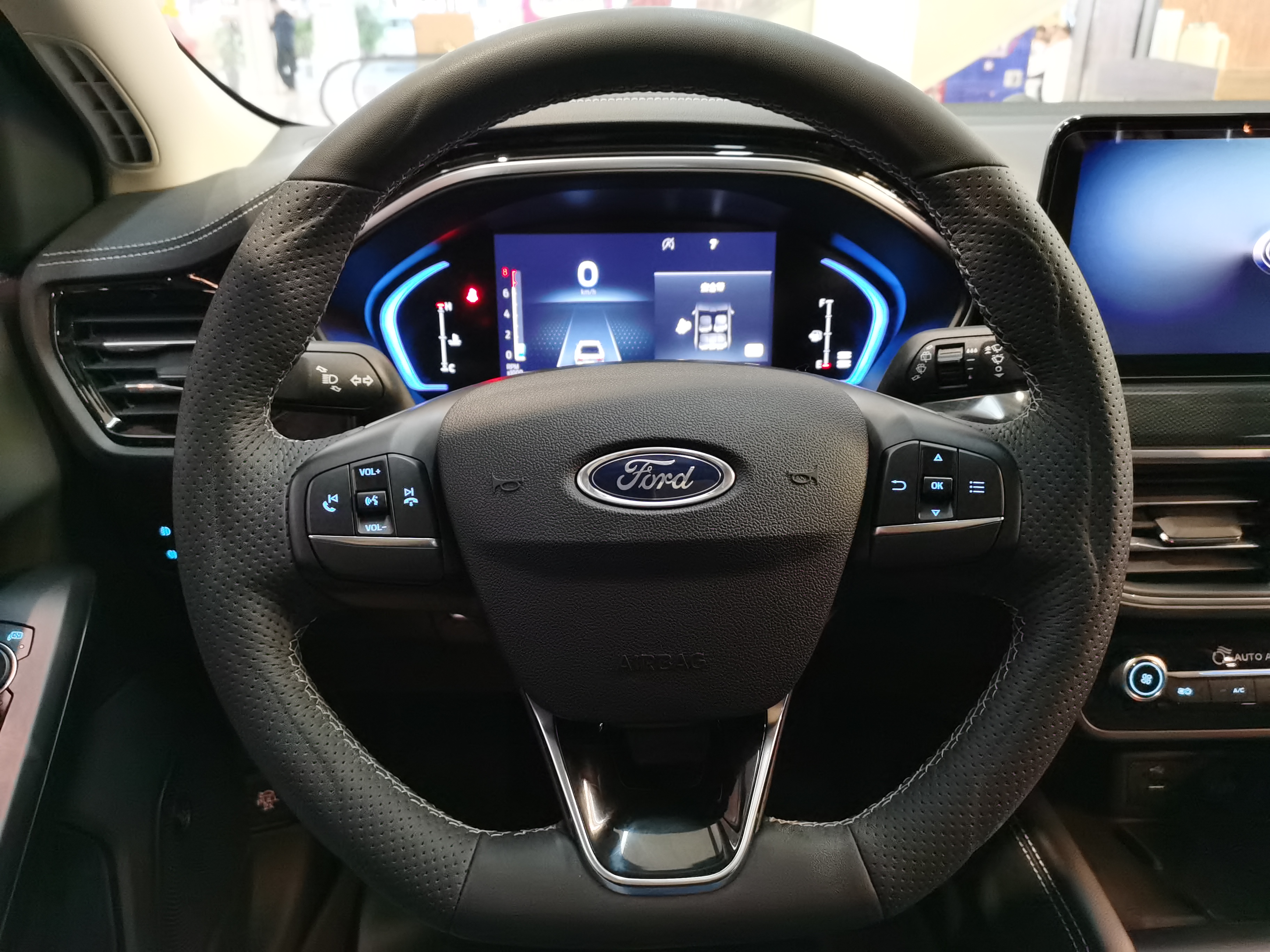 Ford Focus 2022 immagine di auto #8