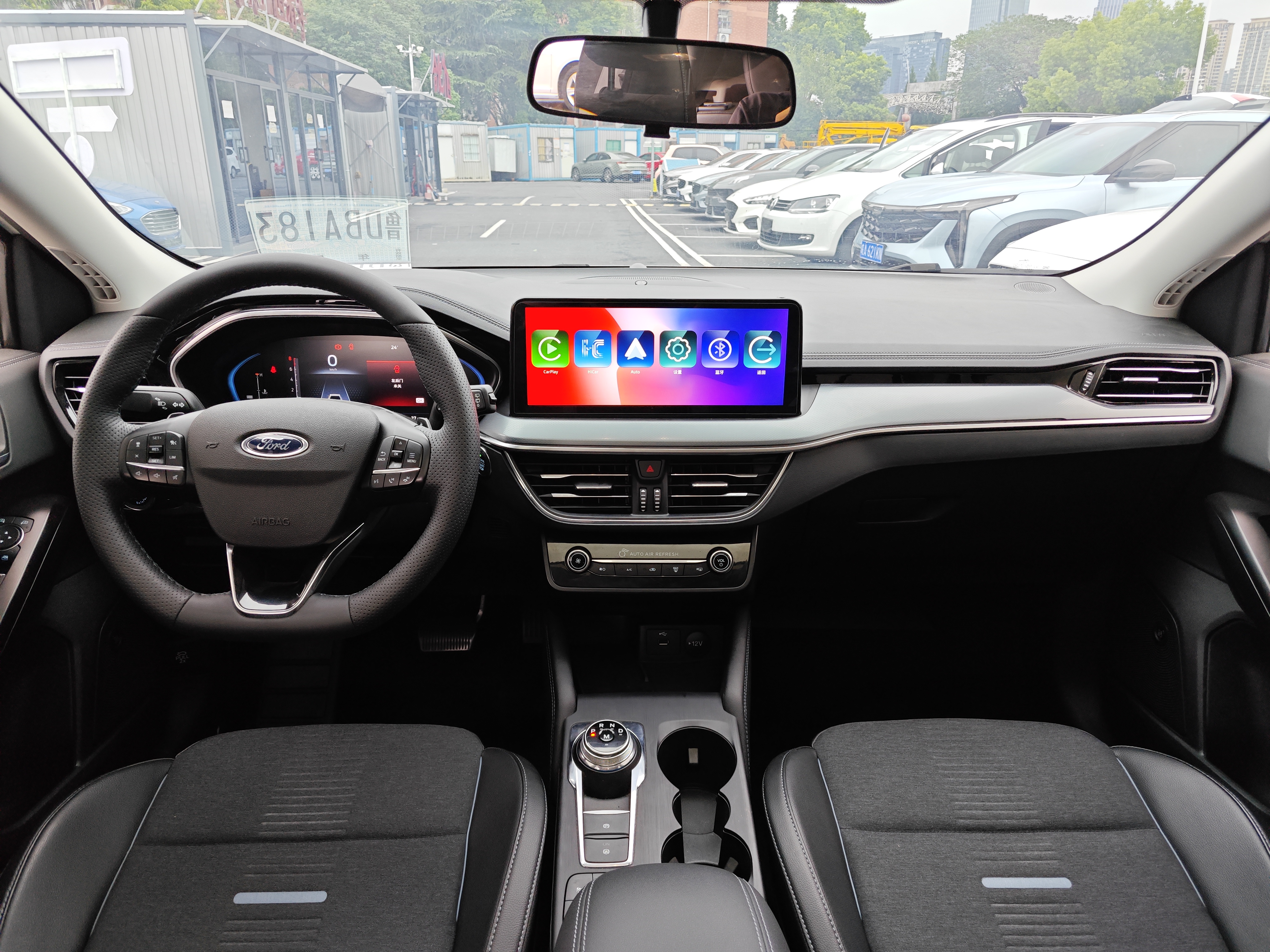 Ford Focus Active 2022 #8 Ford Focus Active 2022 صورة سيارة #8