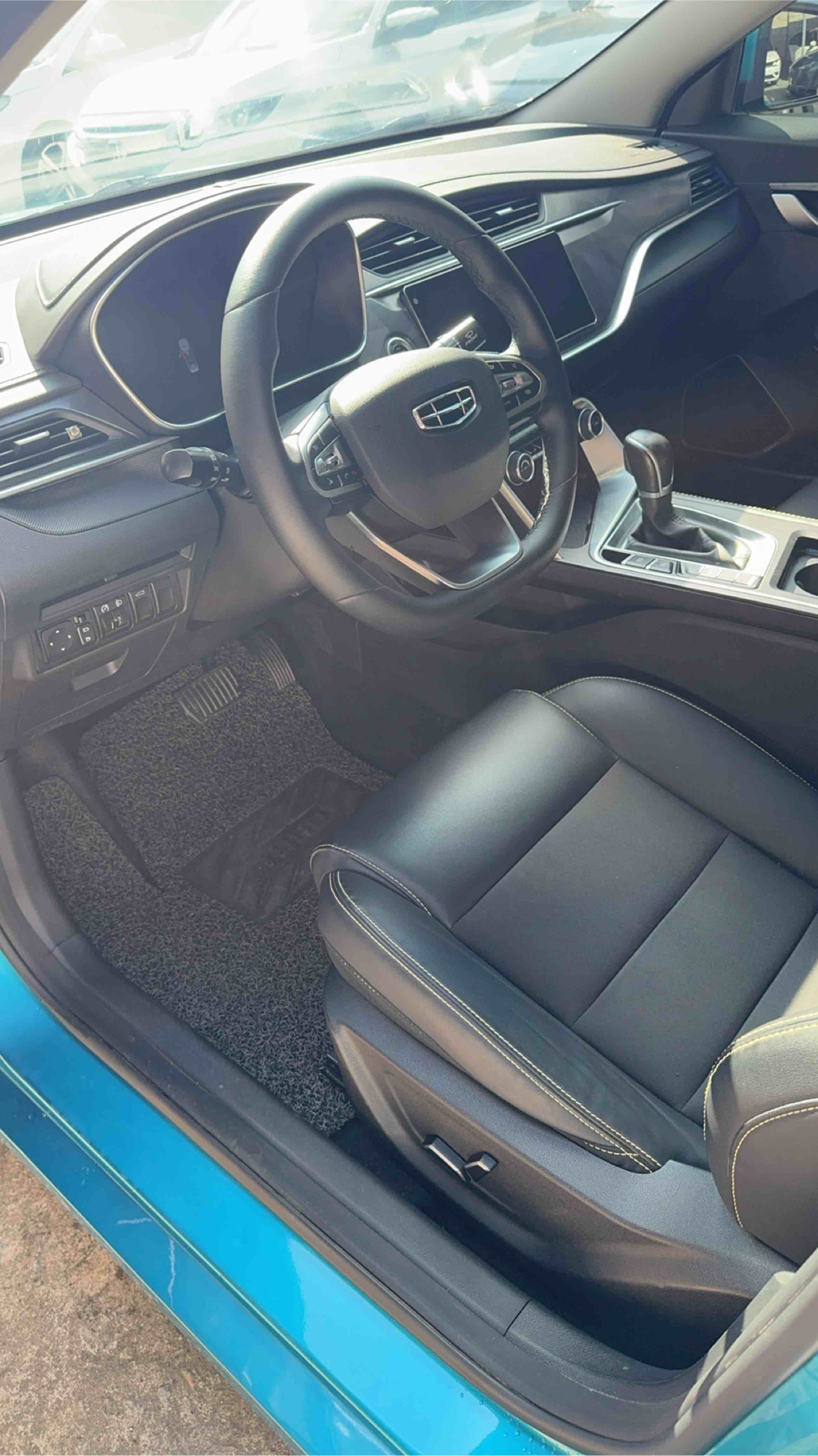 GEELY Binray 2021 car image #8