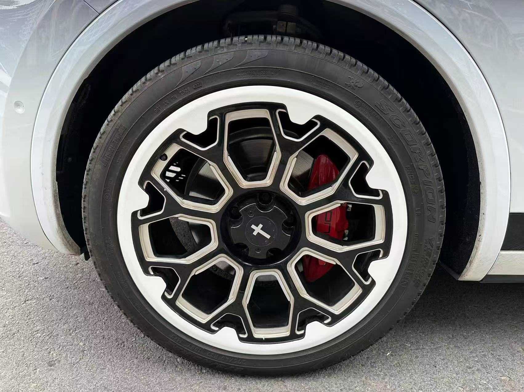 HongQi E-HS9 2021 car image #8