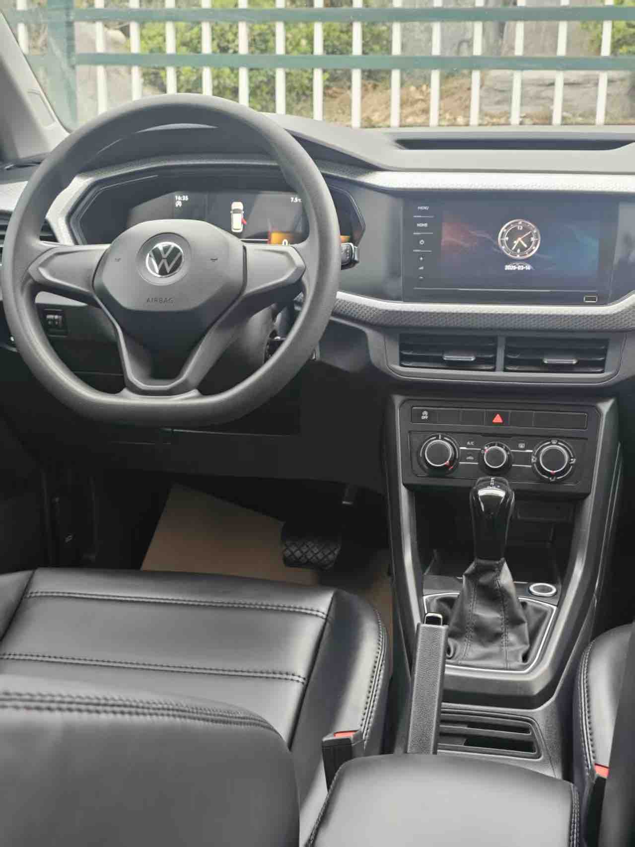 Volkswagen Tacqua 2023 car image #8
