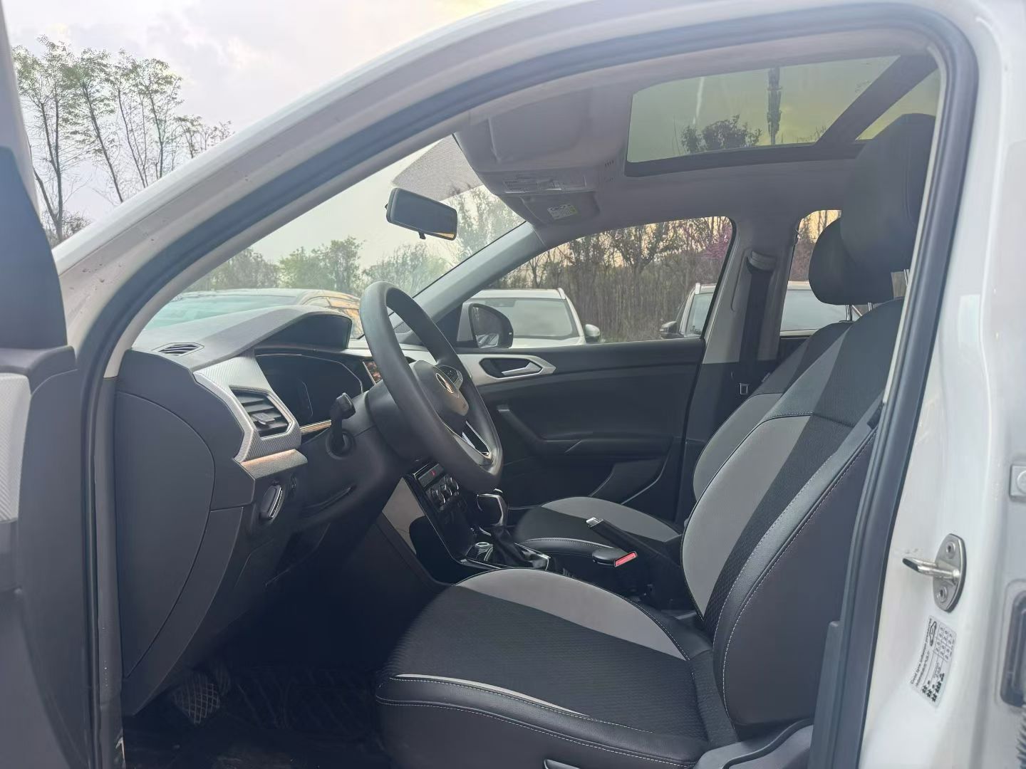 Tacqua 2021 car image #8