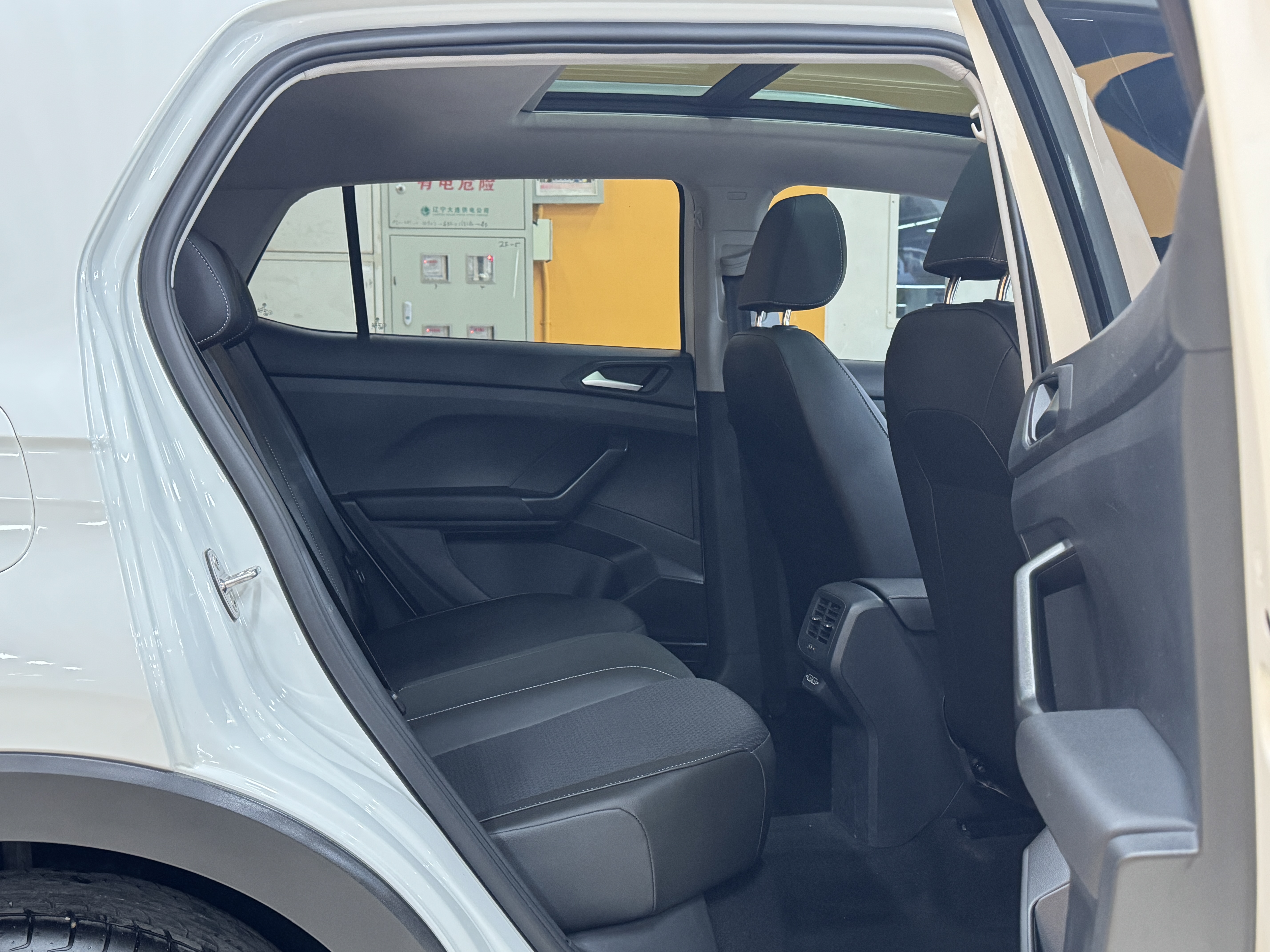 Tacqua 2021 car image #8