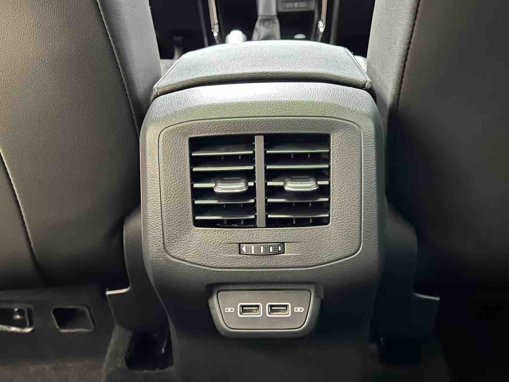 Volkswagen Tacqua 2022 car image #8